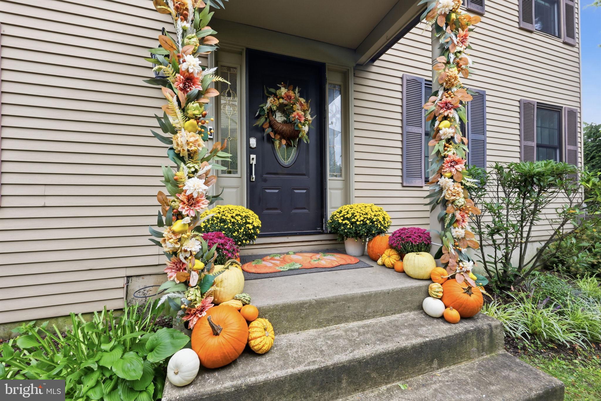 247 Parkview Way, Newtown, PA 18940 photo