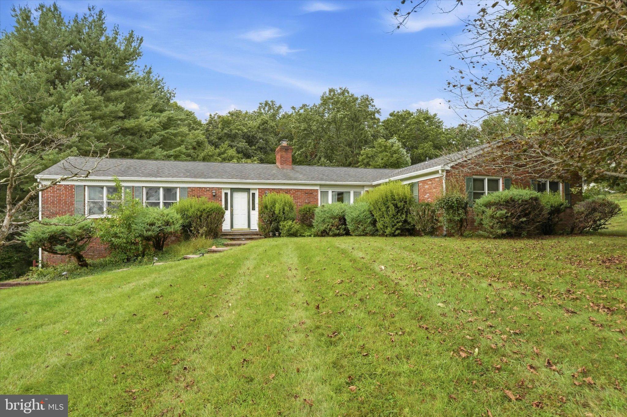 5632 Deer Run Rd, Doylestown, PA 18902