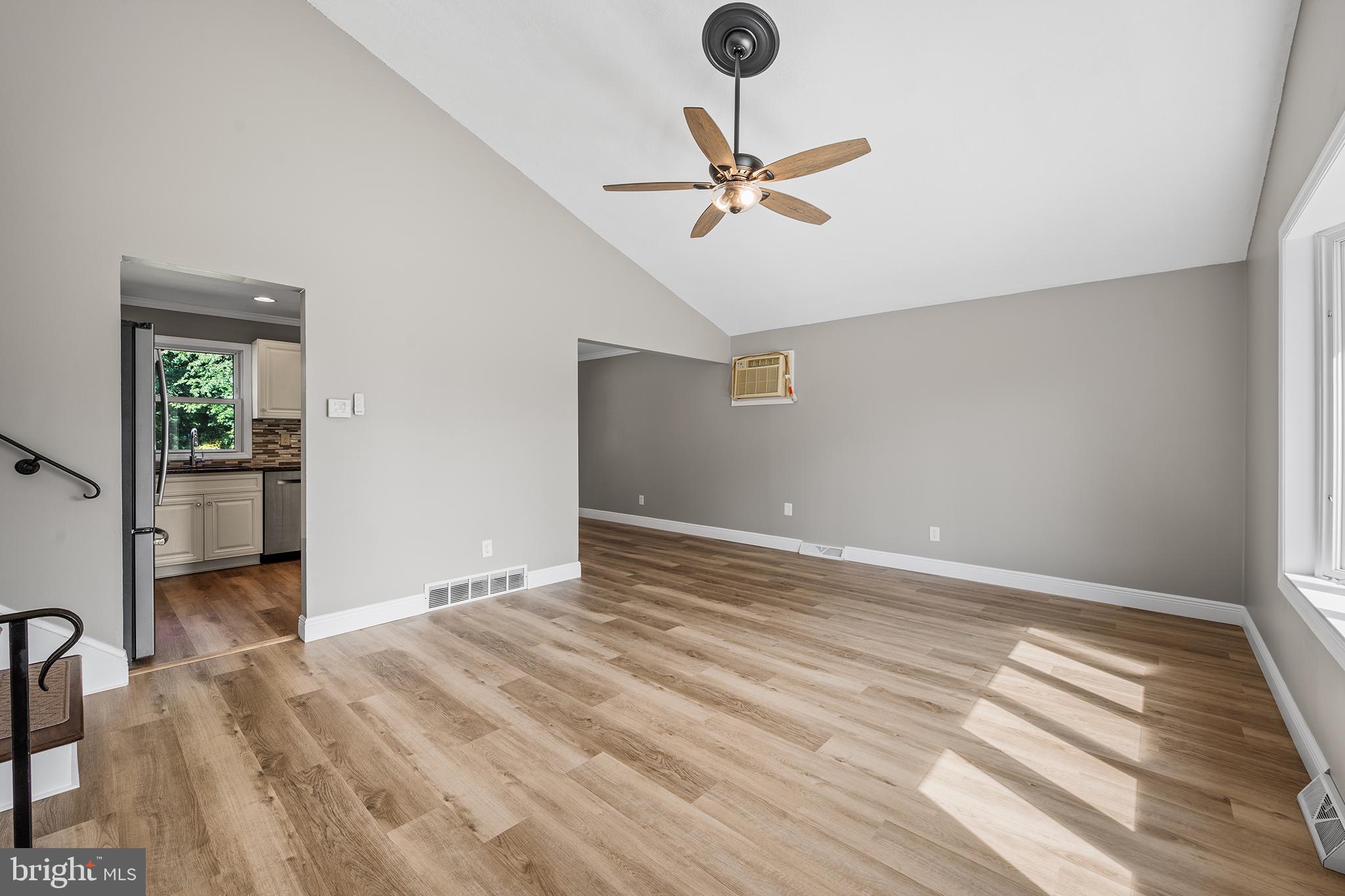 611 Pasadena Dr, Magnolia, NJ 08049 photo
