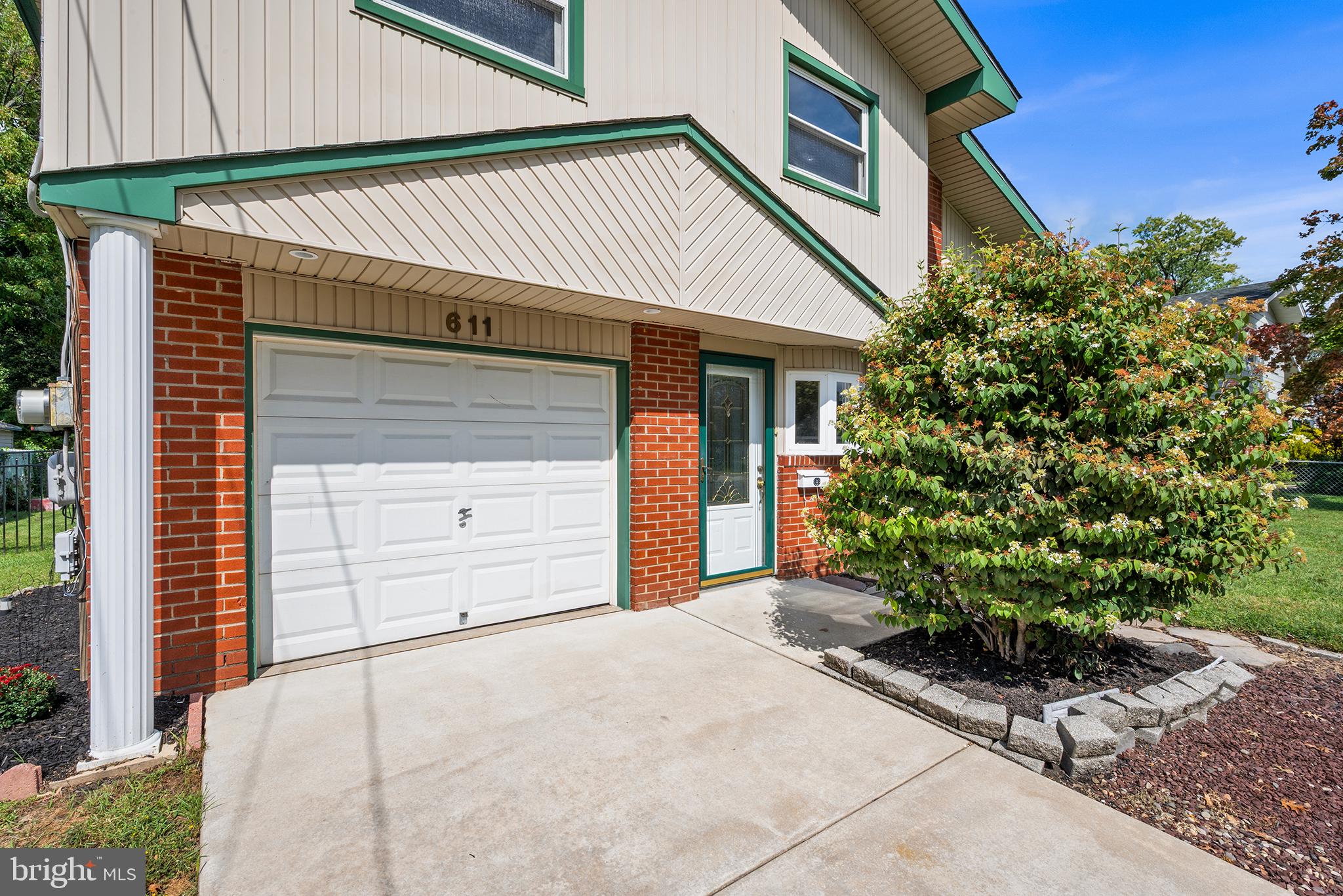 611 Pasadena Dr, Magnolia, NJ 08049 photo