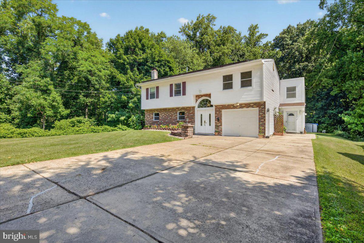 98 Dunns Mill Rd, Bordentown, NJ 08505 photo