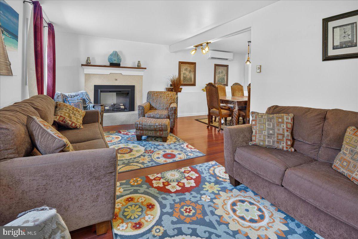 98 Dunns Mill Rd, Bordentown, NJ 08505 photo