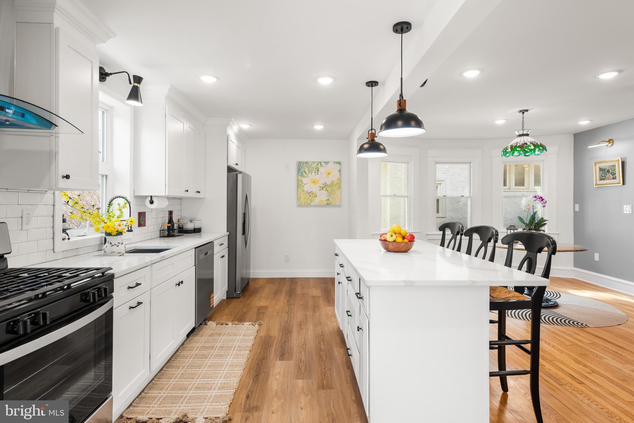 606 Valley Rd, Havertown, PA 19083
