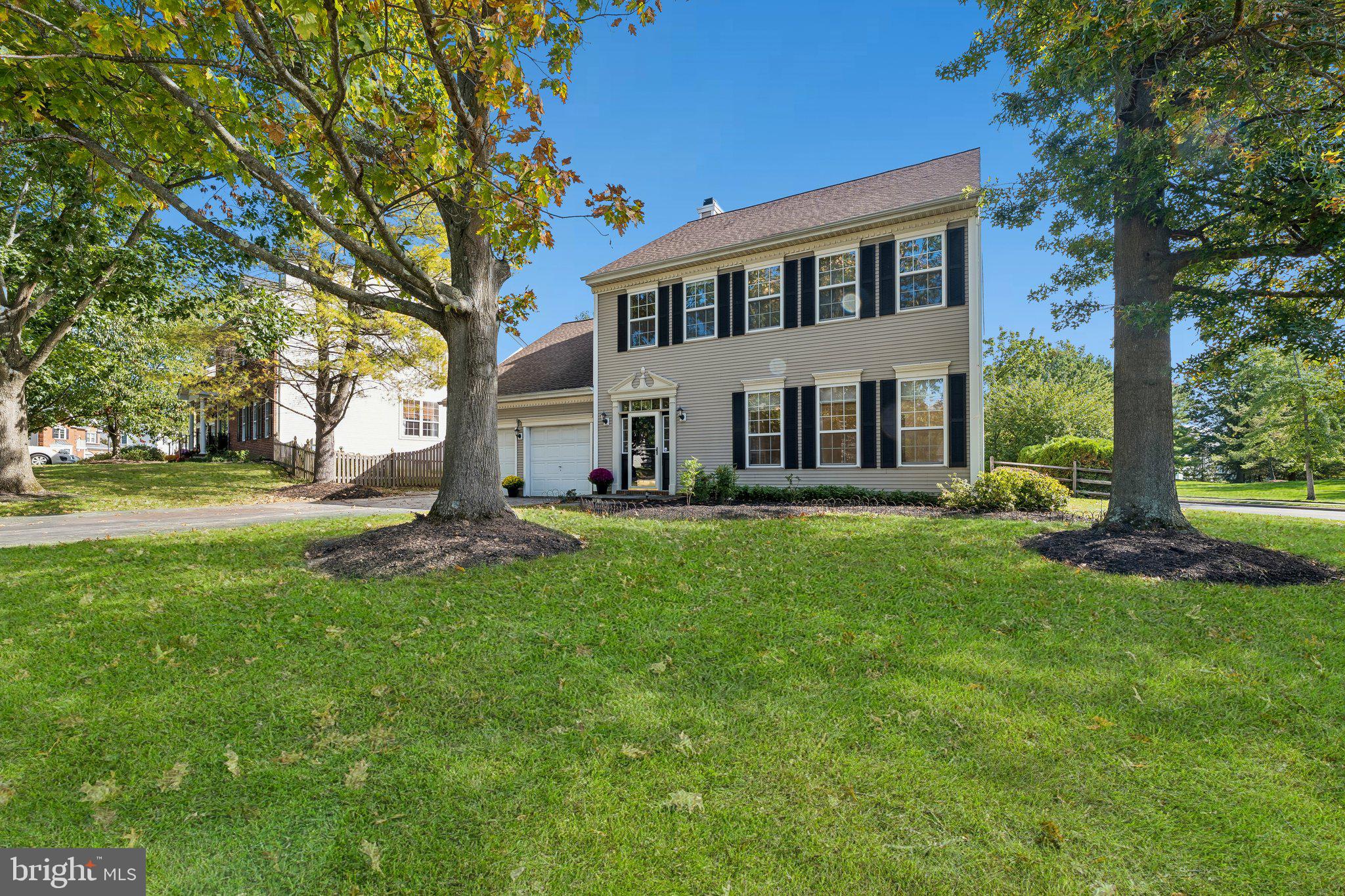 25 Wyckoff Dr, Pennington, NJ 08534