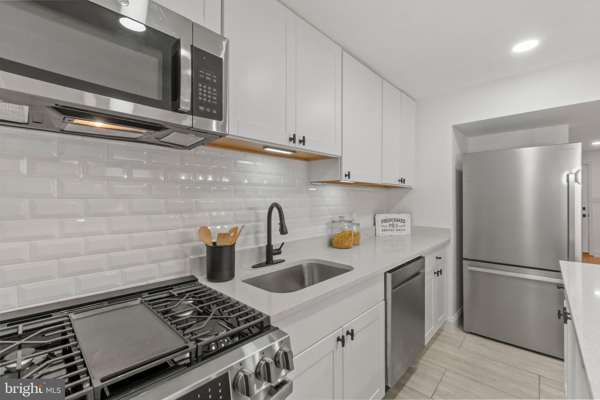 5022 Westhills Rd, Baltimore, MD 21229 photo