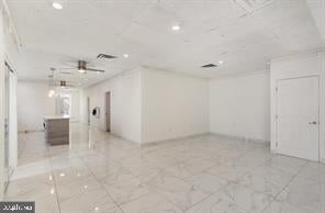 1880 W Market St, York, PA 17404 photo