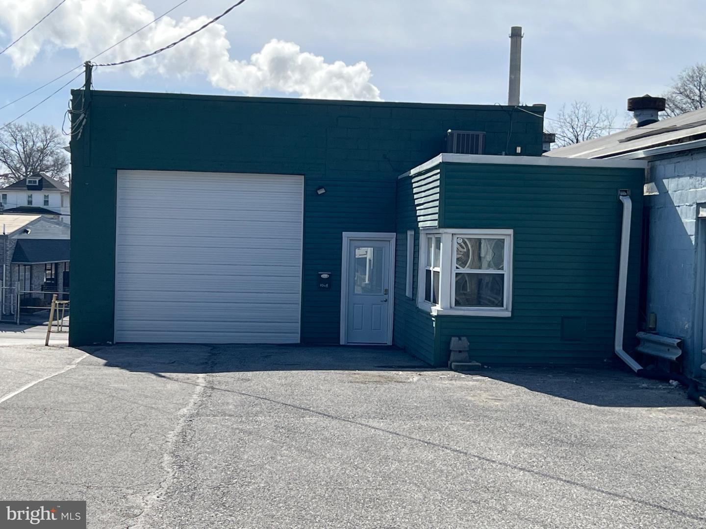 1880 Market St, York, PA 17404