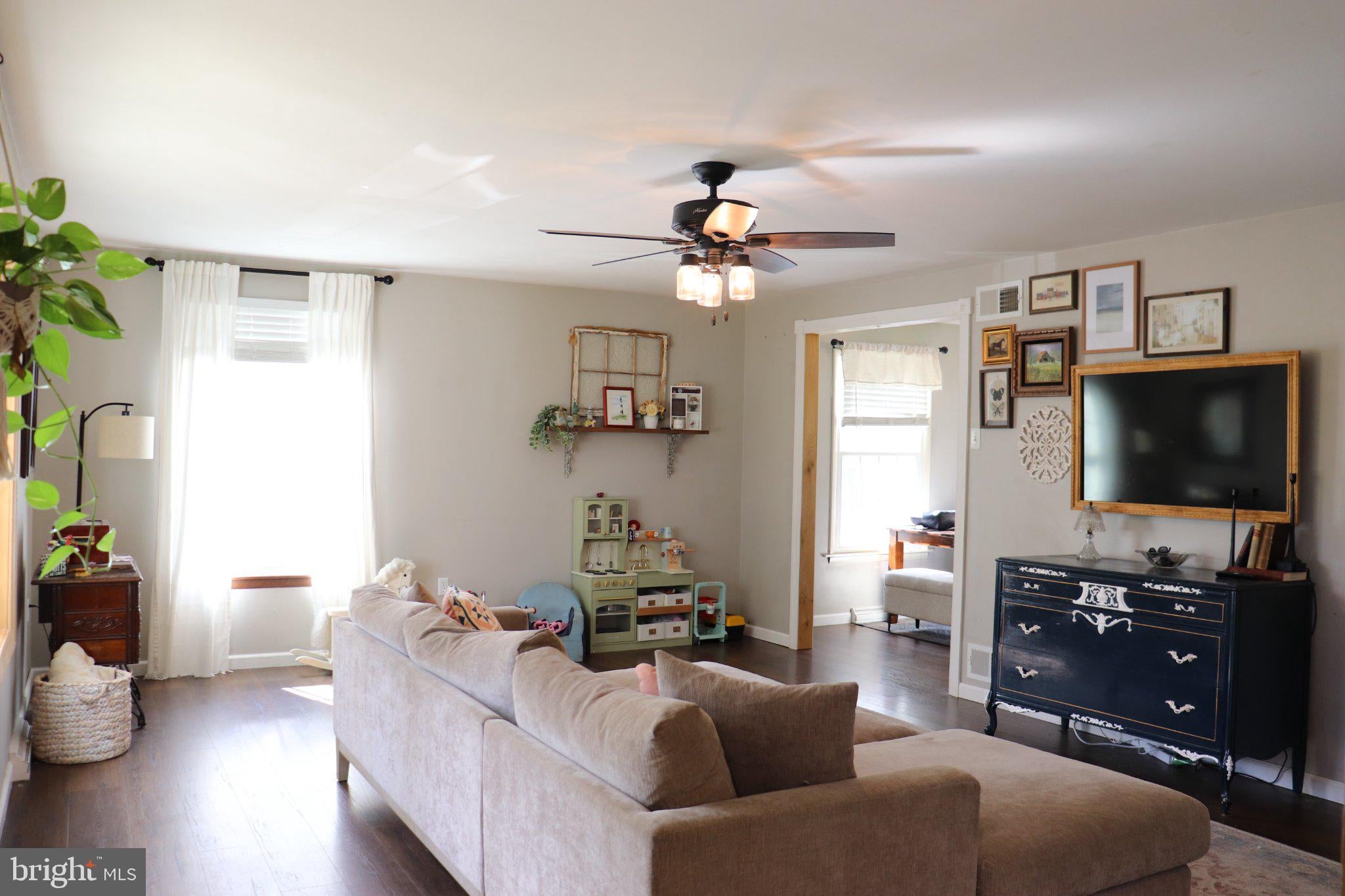 1430 Canal Road Ext, Manchester, PA 17345 photo