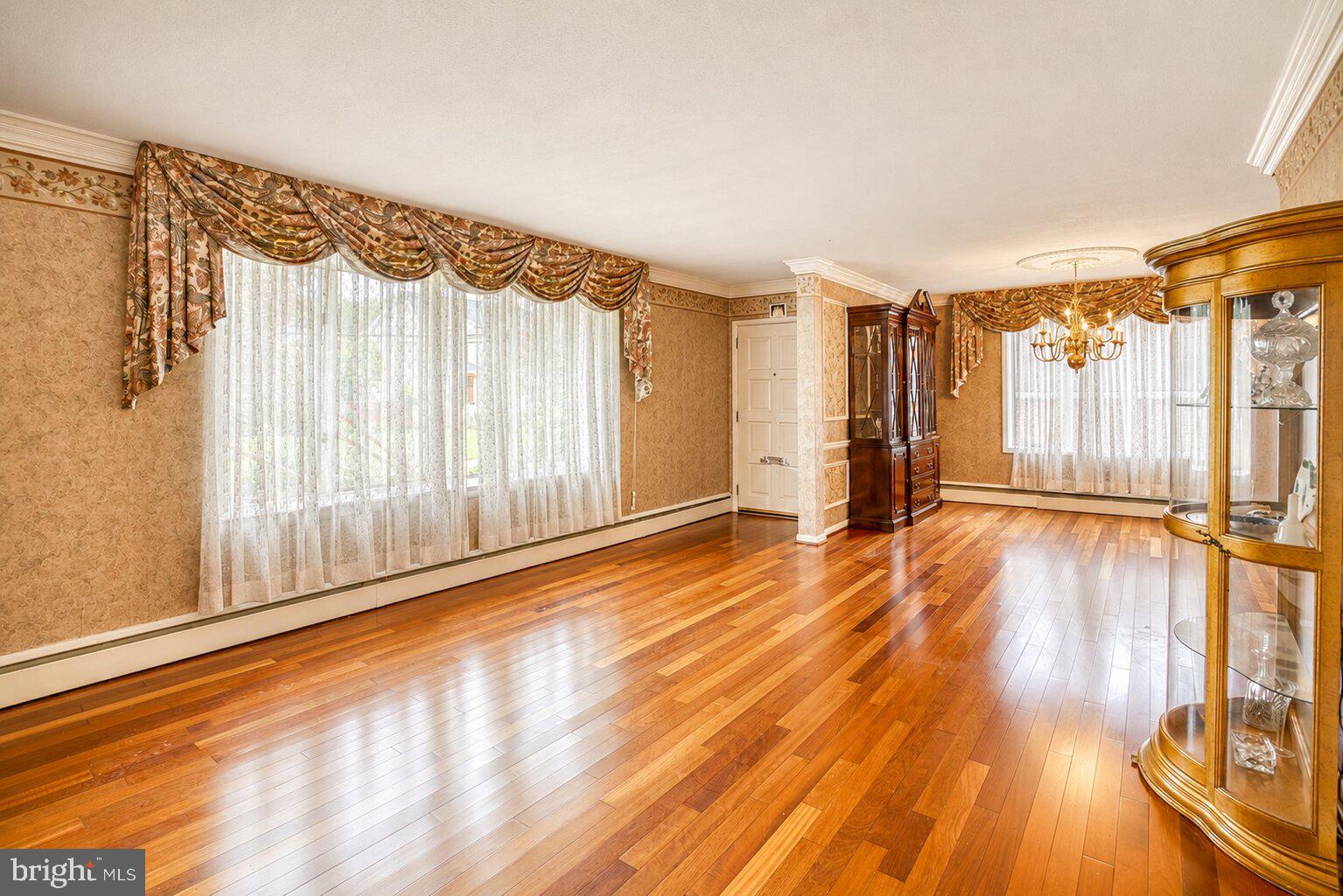 4620 Convent Ln, Philadelphia, PA 19114 photo