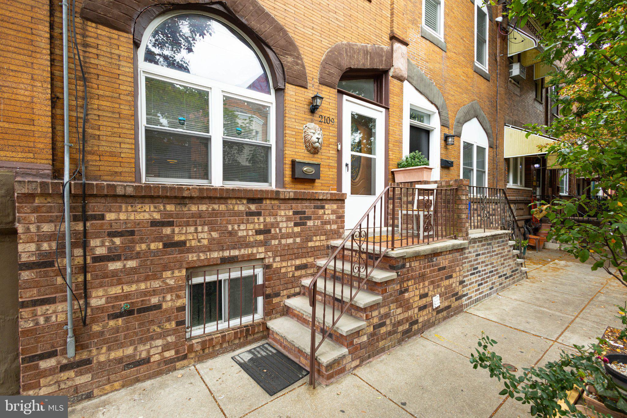 2109 16th St, Philadelphia, PA 19145