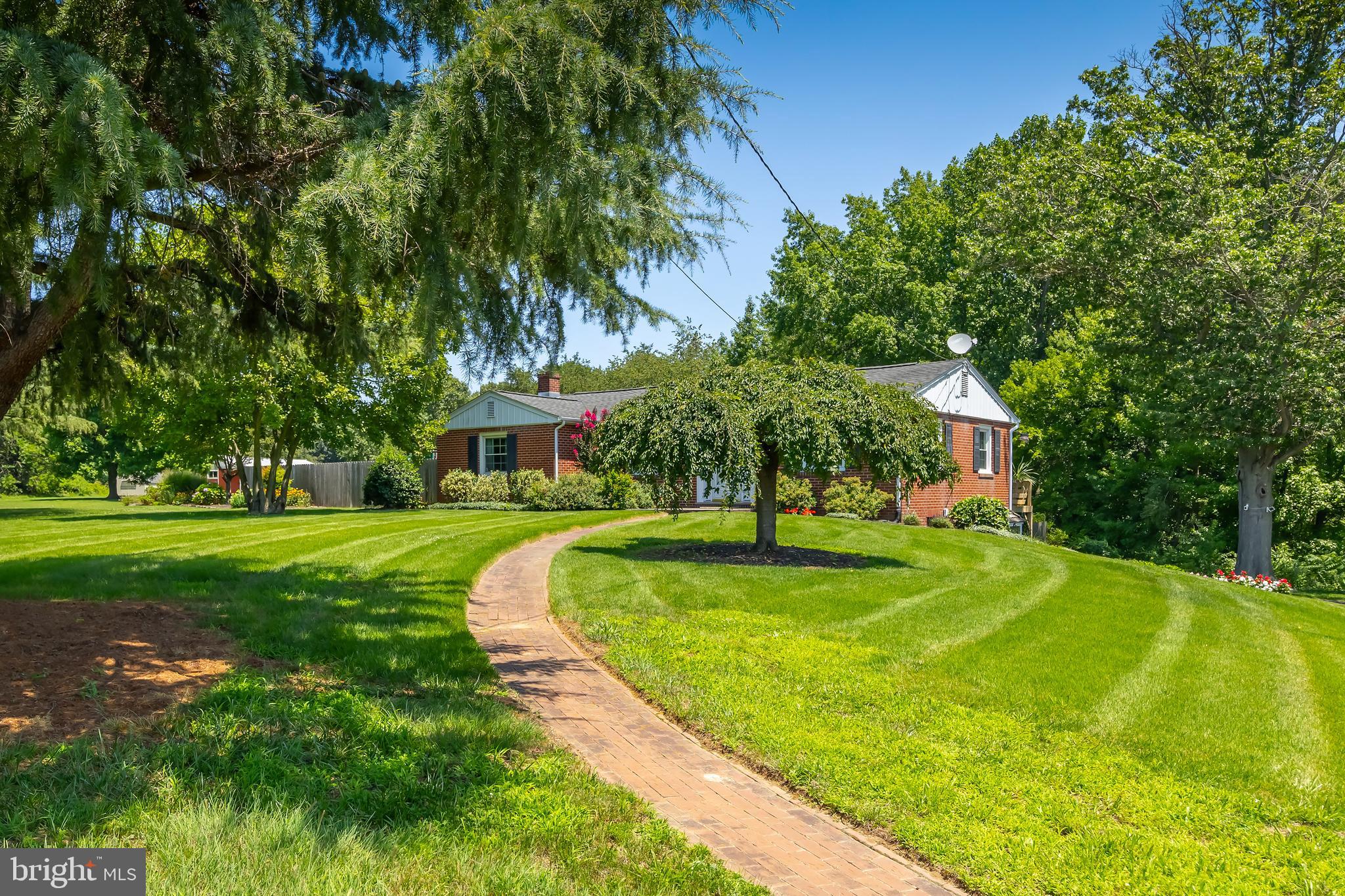 65 Paulsboro Rd, Swedesboro, NJ 08085 photo