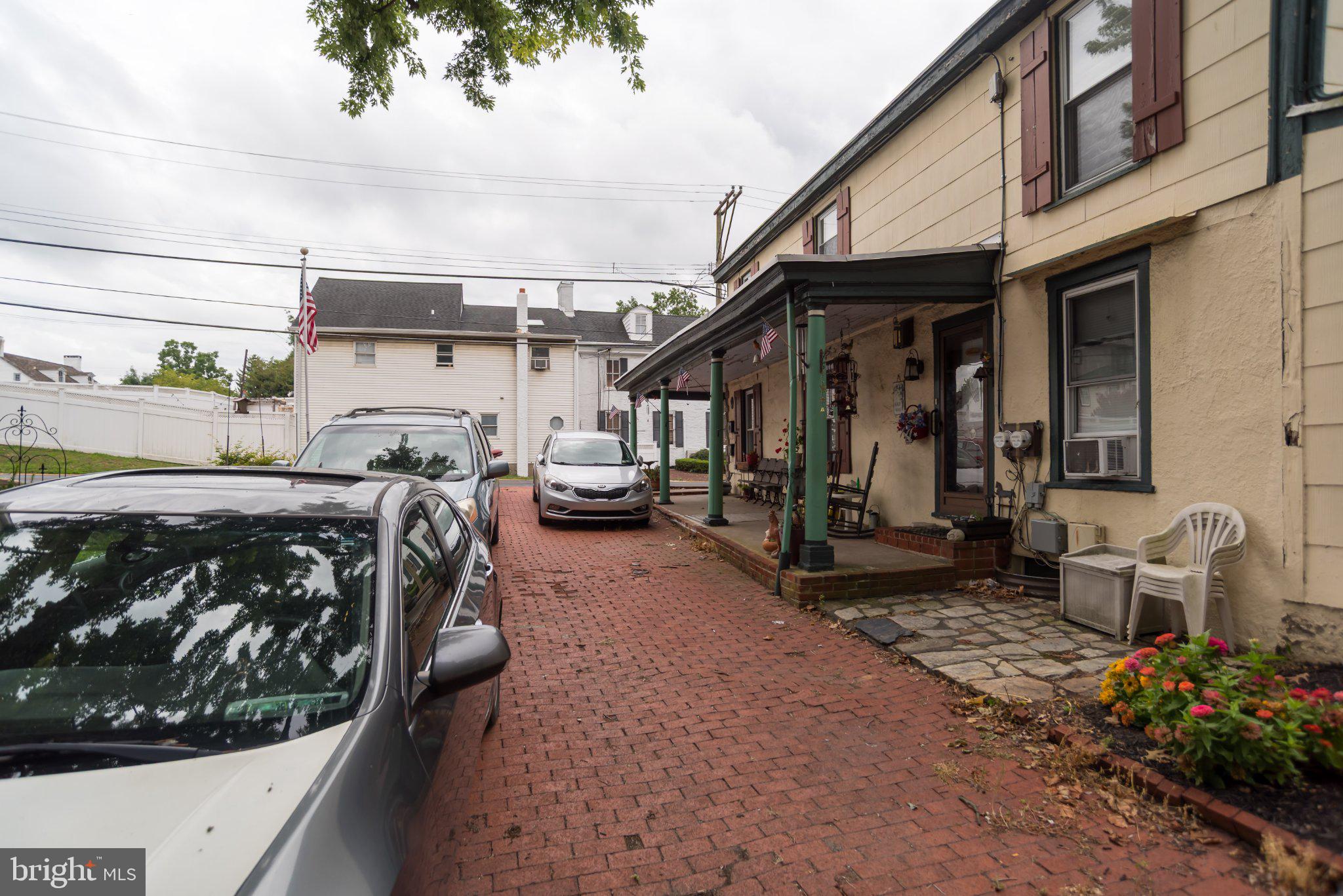3 Trenton Rd, Langhorne, PA 19047 photo