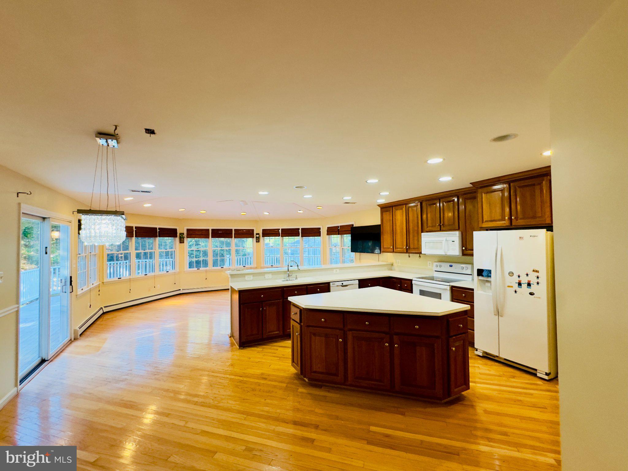 24109 Doreen Dr, Gaithersburg, MD 20882 photo