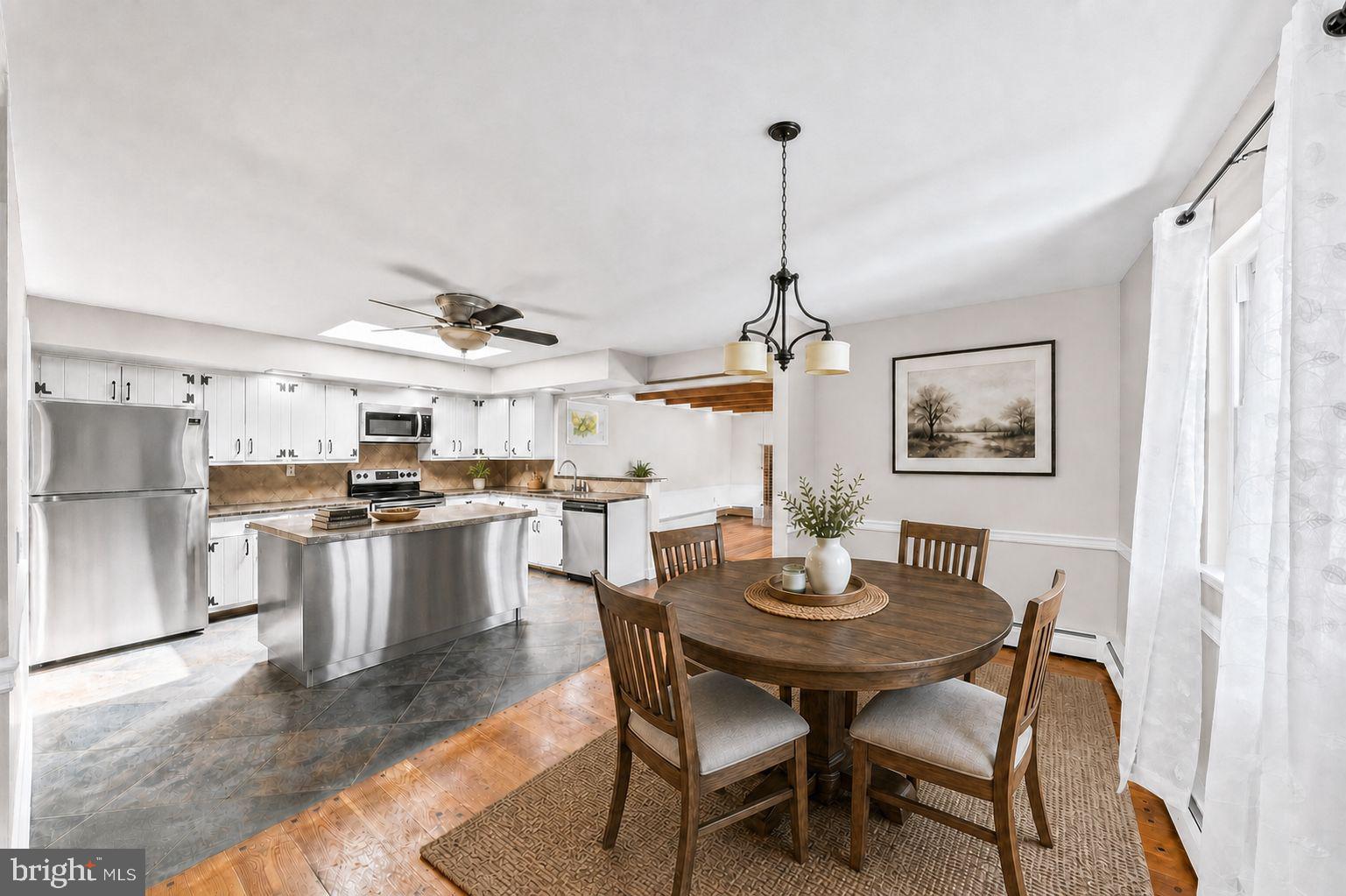 225 Chestnut St, Newtown Square, PA 19073 photo