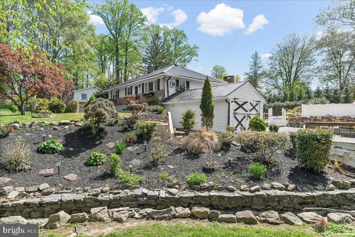 225 Chestnut St, Newtown Square, PA 19073 photo
