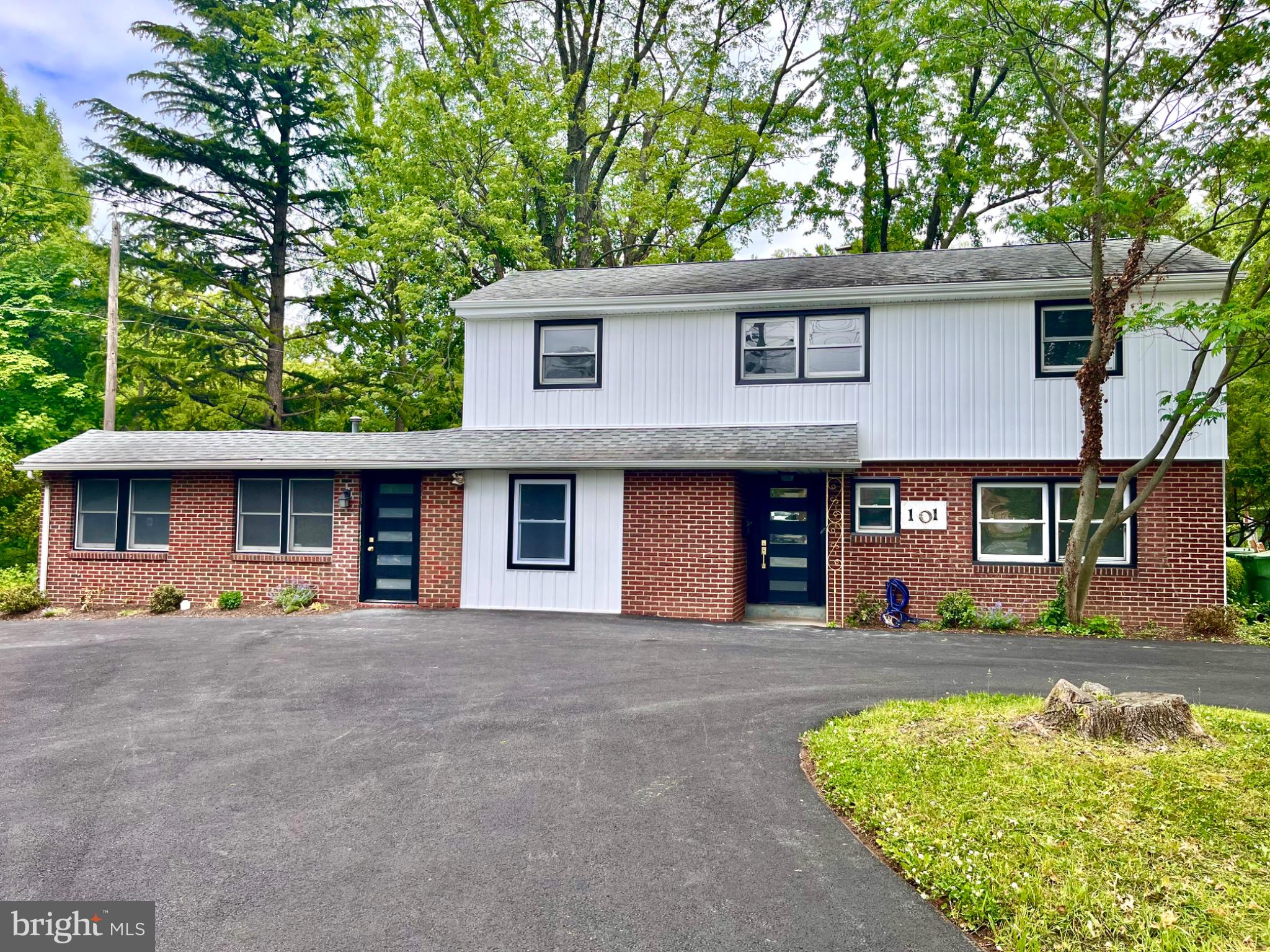 101 Ramble Rd, Cherry Hill, NJ 08034