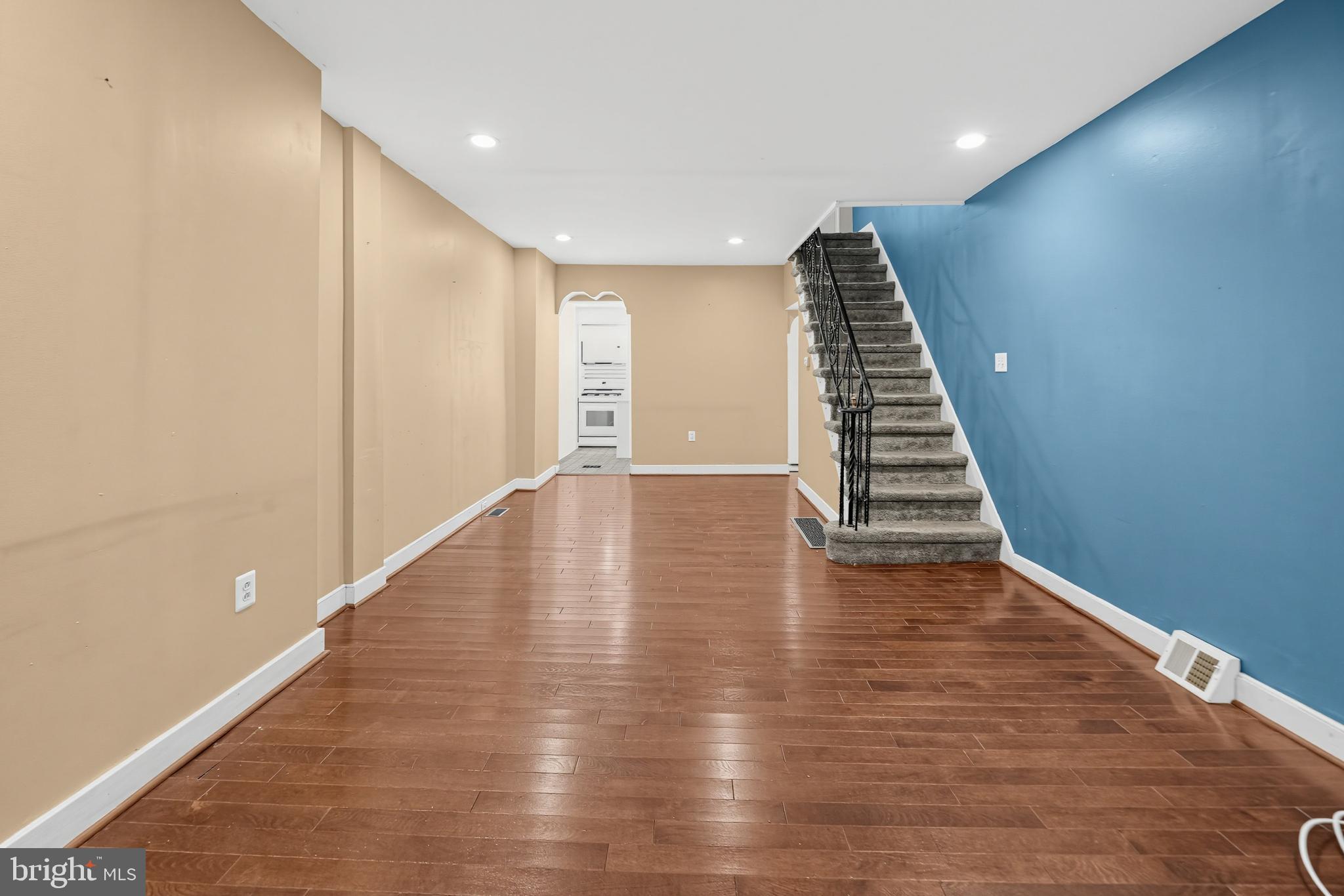 842 Almond St, Philadelphia, PA 19125 photo
