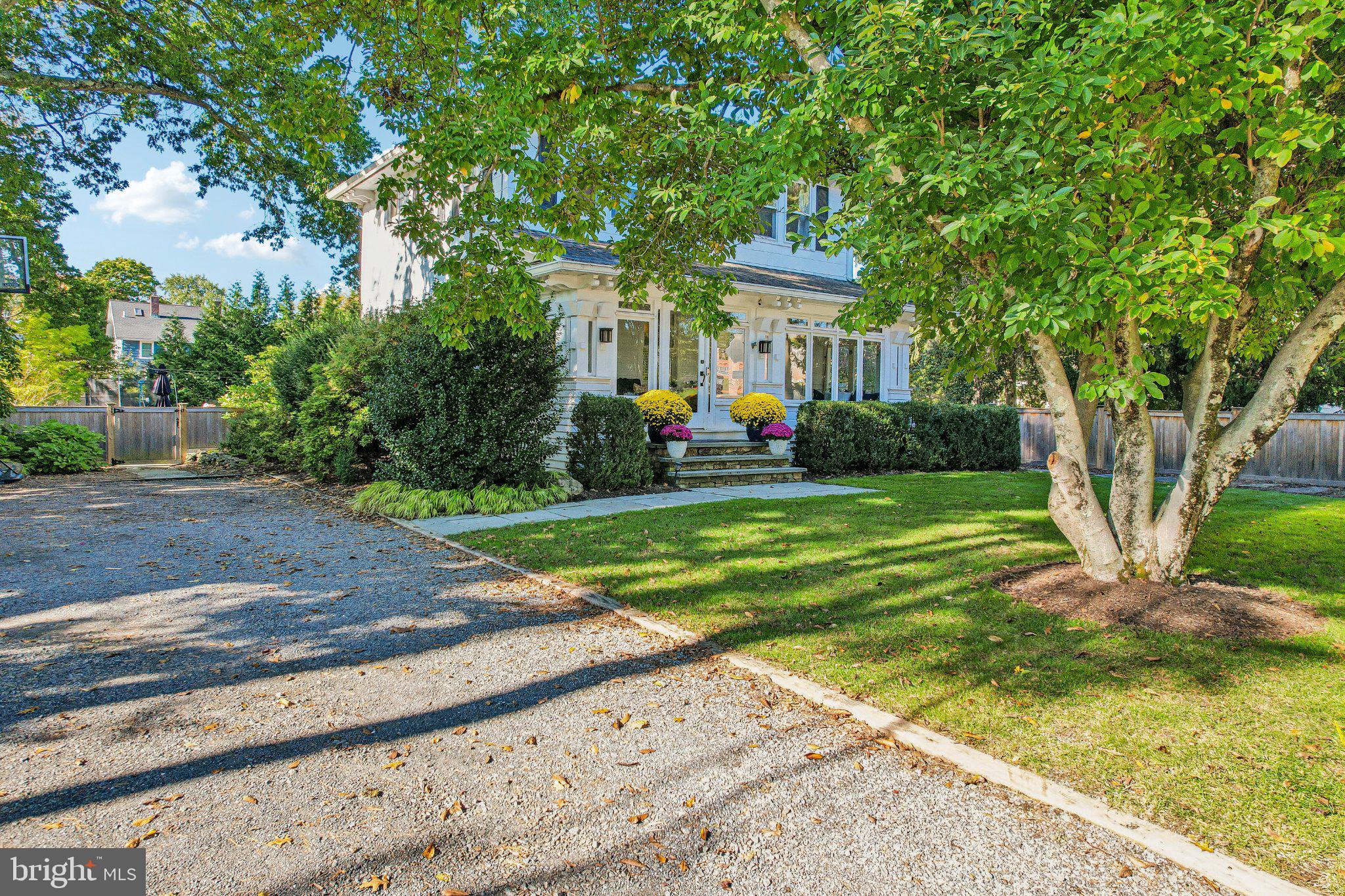 29 Craven Lane Ln, Lawrence Twp, NJ 08648 photo