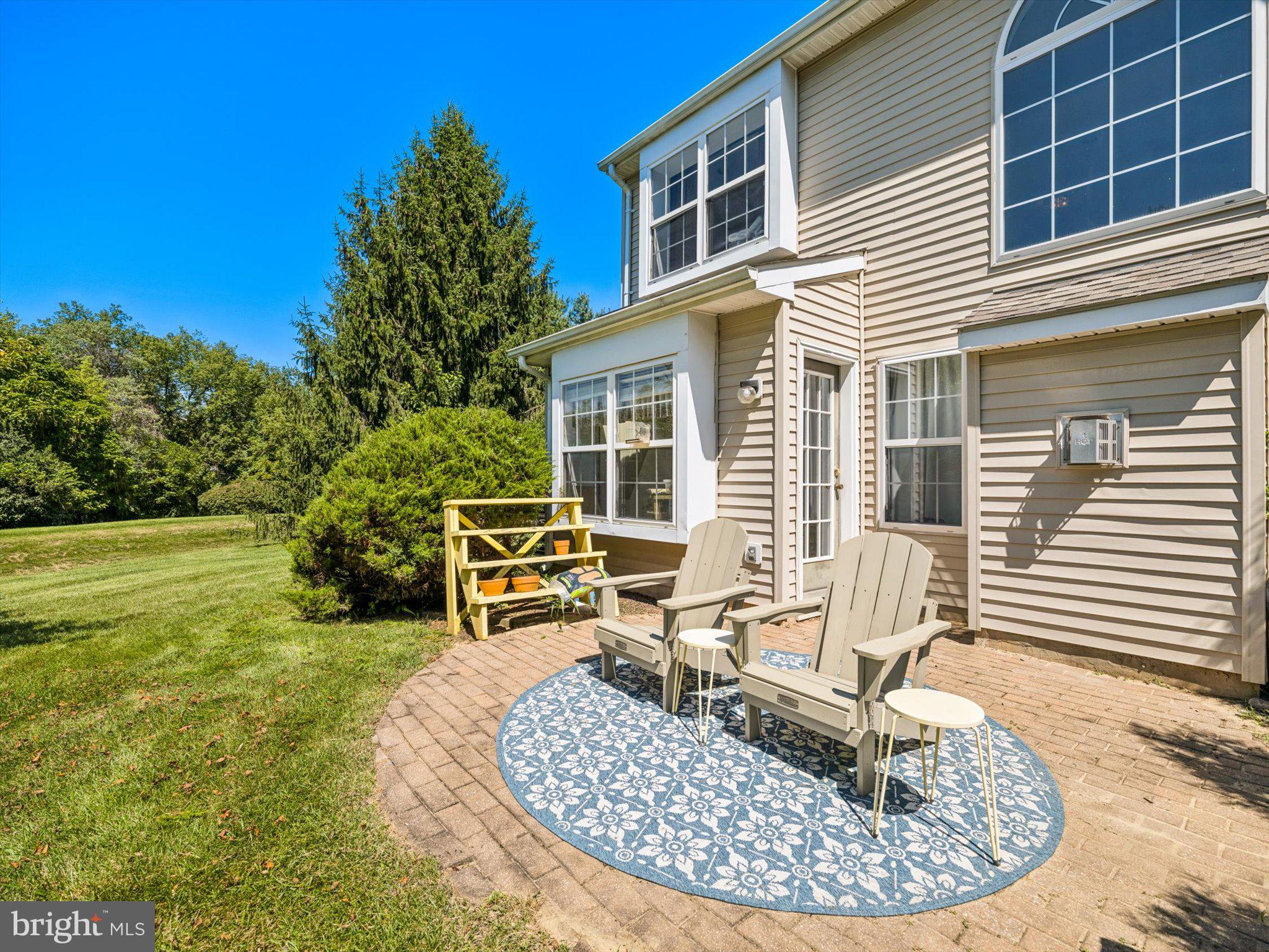 2309 Periwinkle Ct, Phoenixville, PA 19460 photo