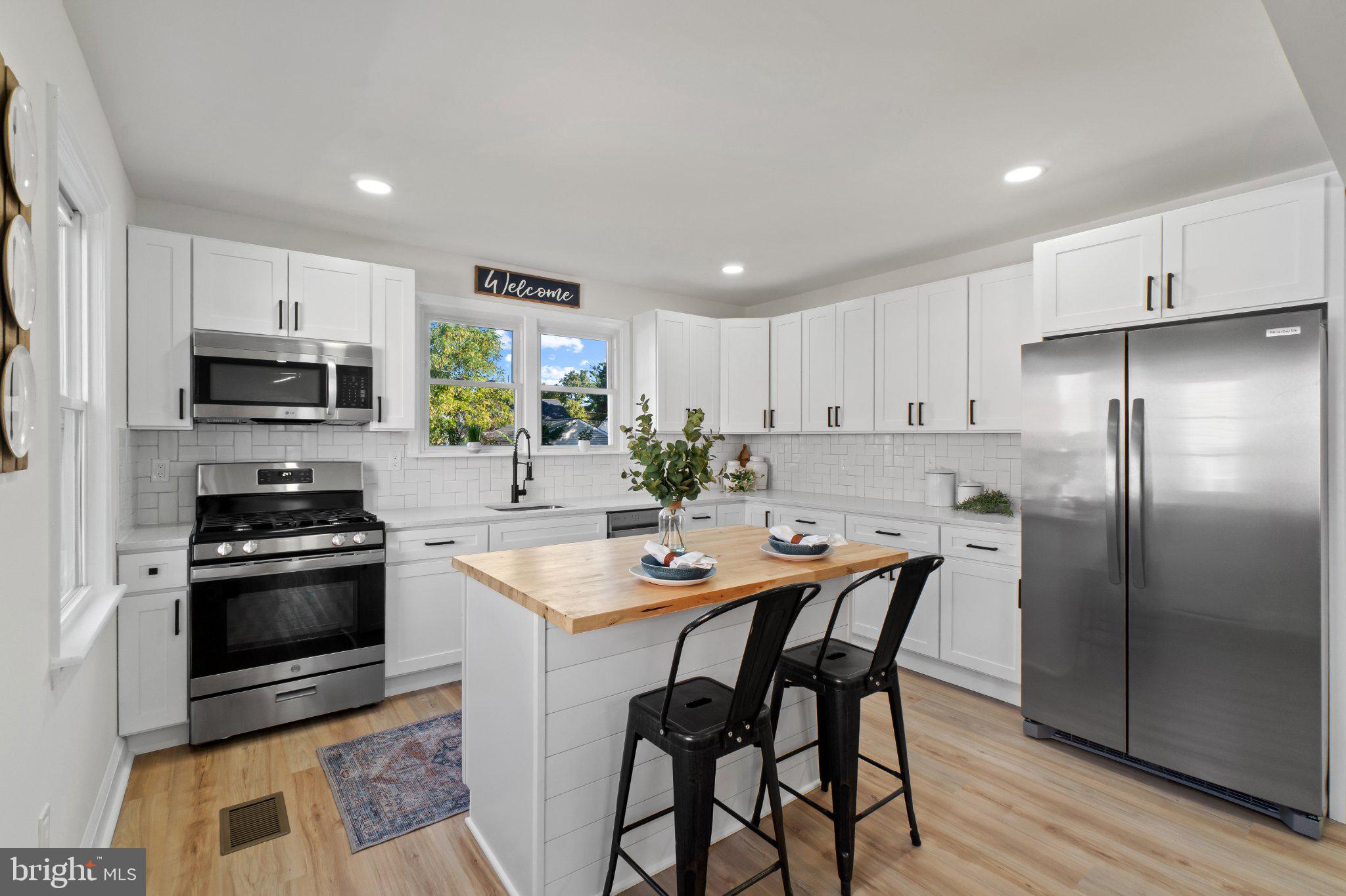 405 Delmar Ave, Glen Burnie, MD 21061 photo