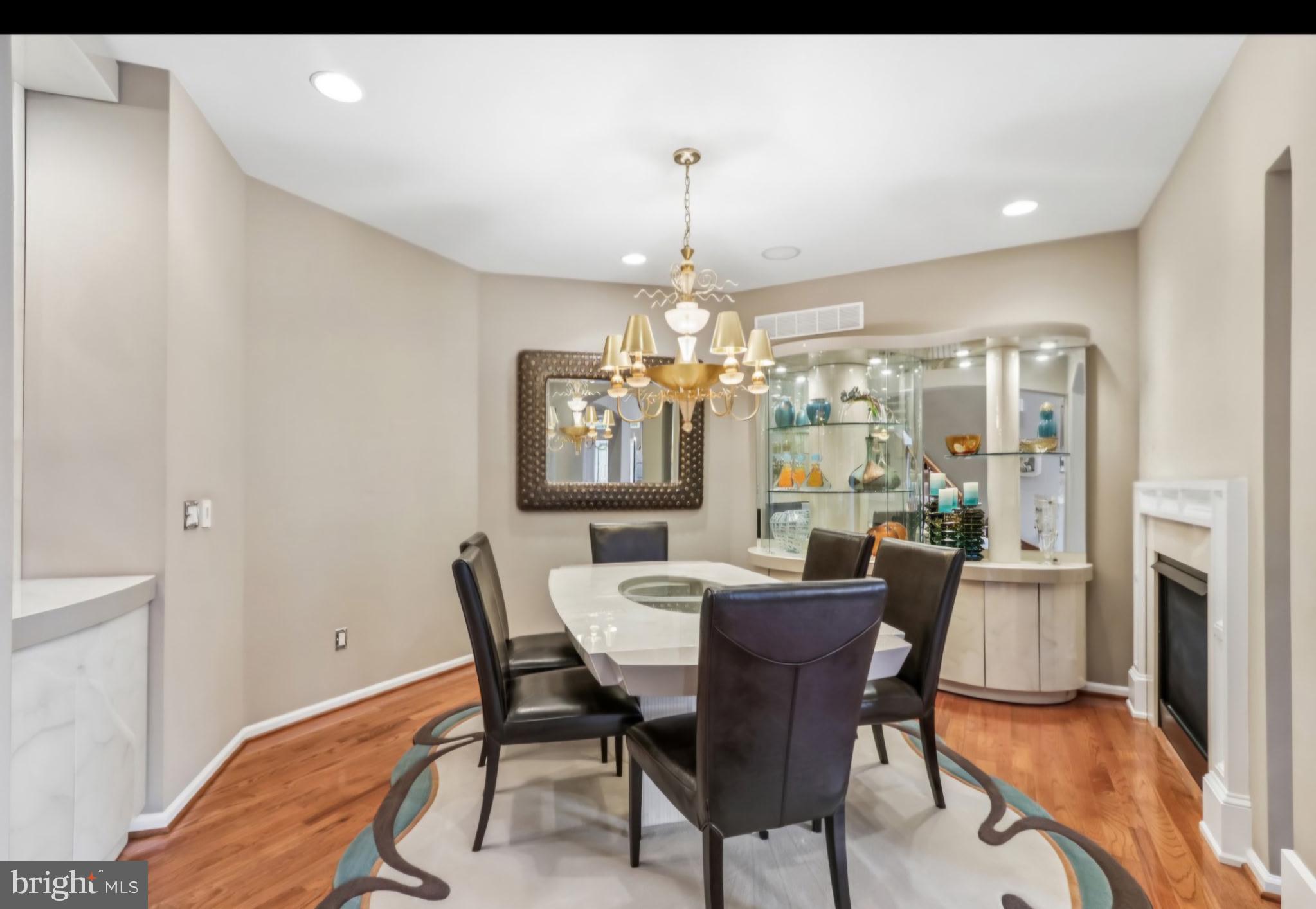 307 Ingleton Ct, Warrington, PA 18976 photo