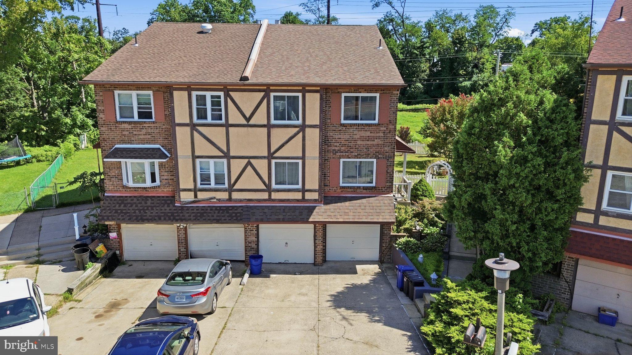 15181 Beverly Dr, Philadelphia, PA 19116