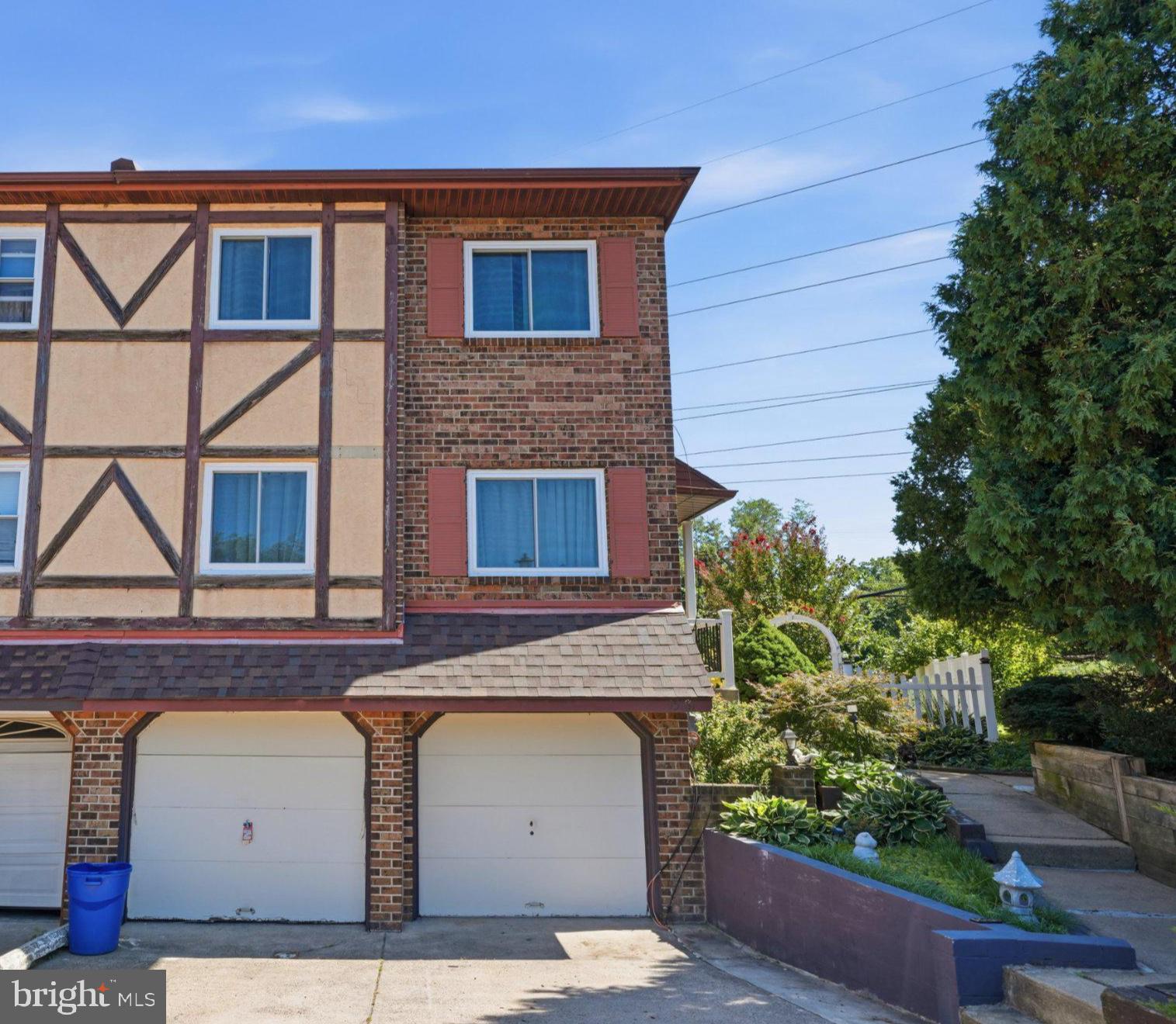 15181 Beverly Dr, Philadelphia, PA 19116 photo