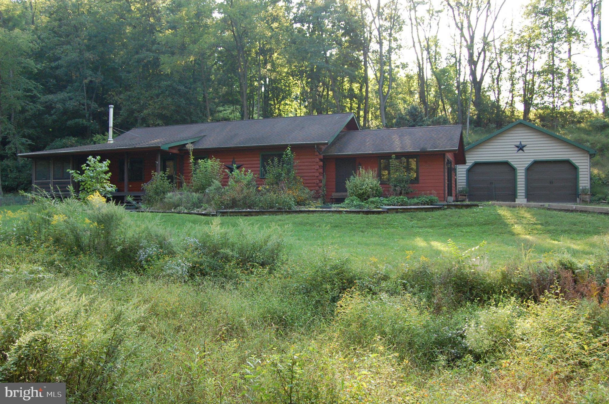 20 Hidden Hill Ln, Robesonia, PA 19551 photo