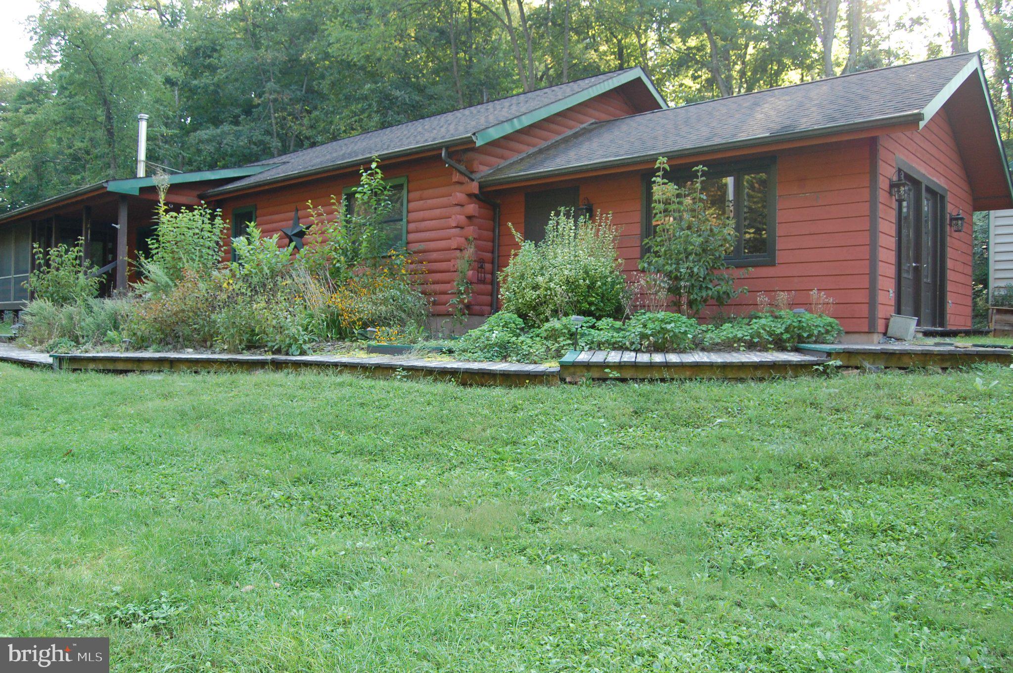 20 Hidden Hill Ln, Robesonia, PA 19551 photo