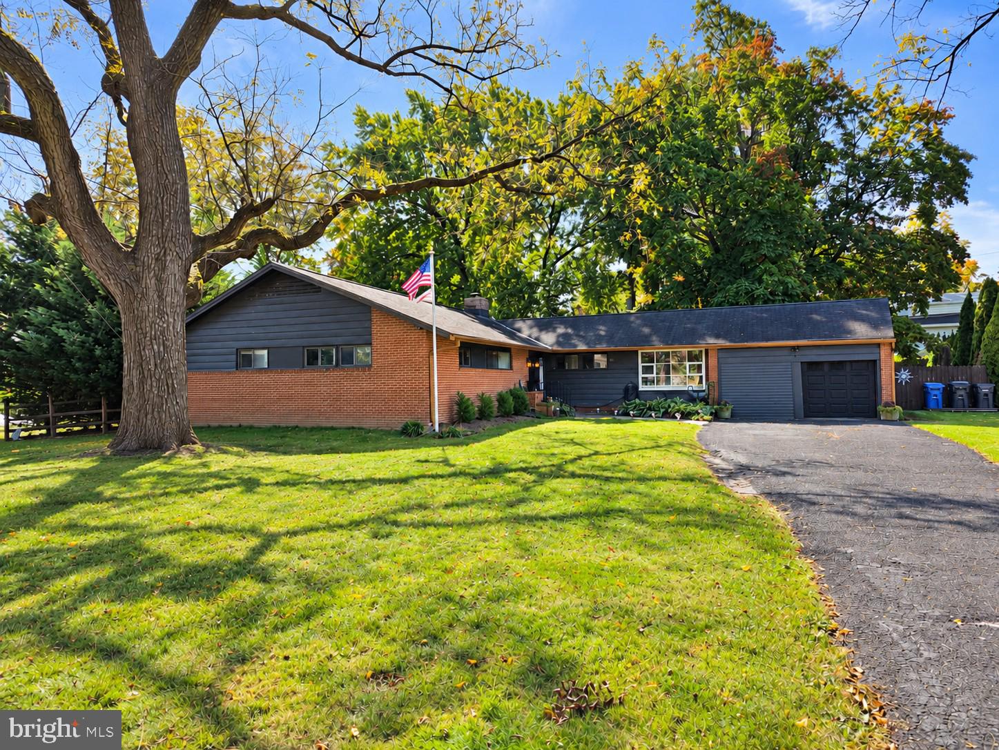 1052 Kingsley Rd, Jenkintown, PA 19046