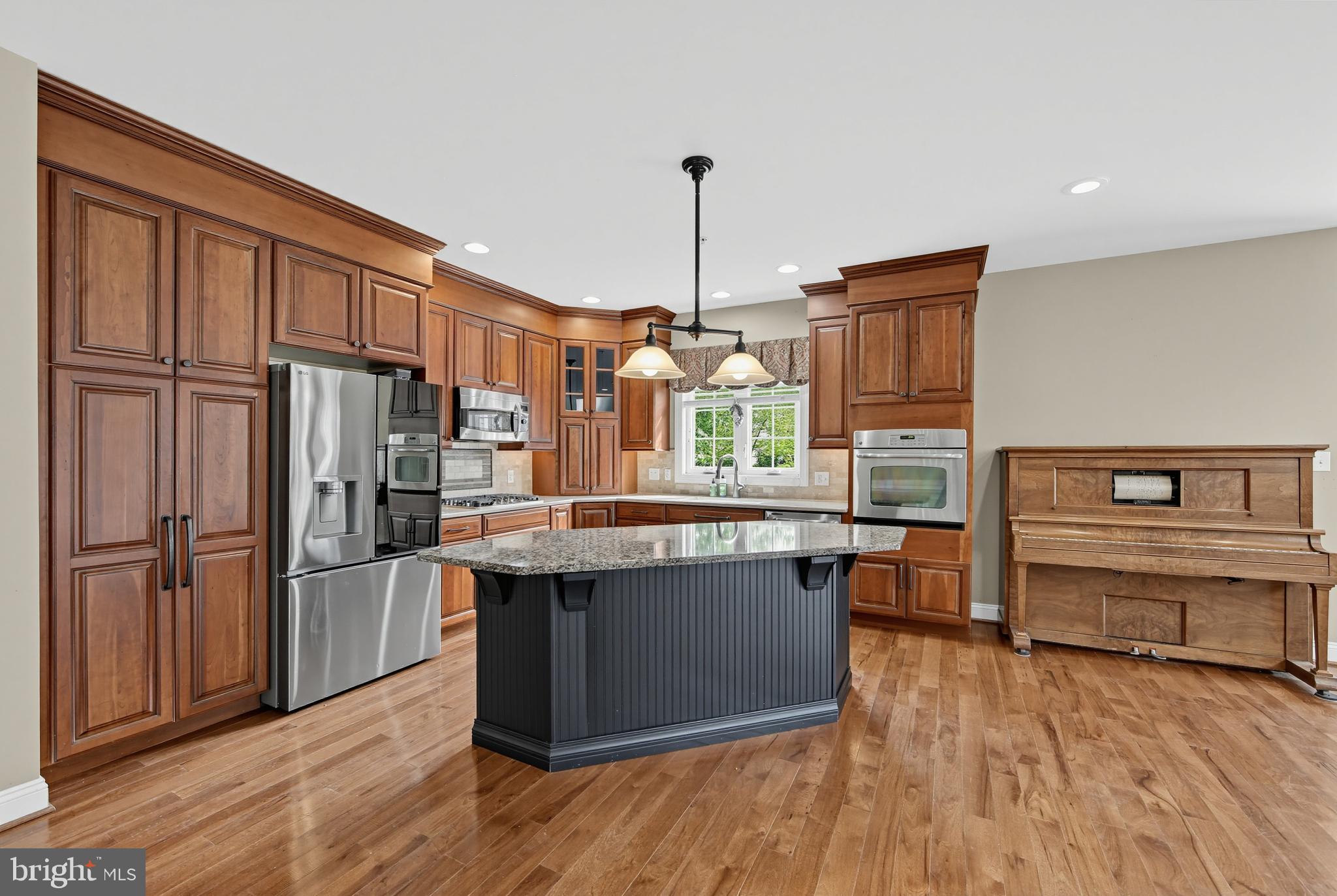 1225 Calista Ln, Phoenixville, PA 19460 photo