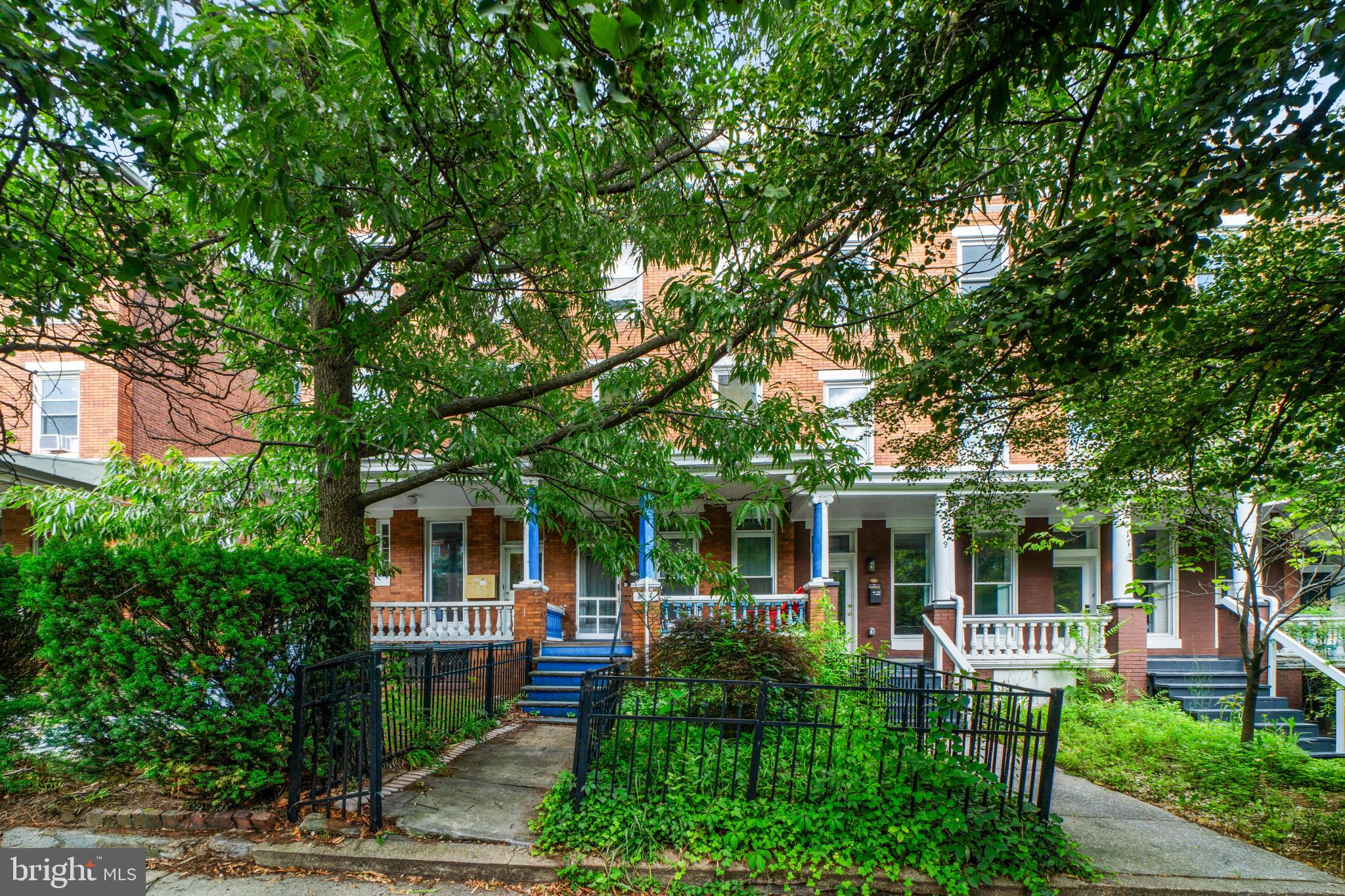 2621 N Calvert St, Baltimore, MD 21218 photo