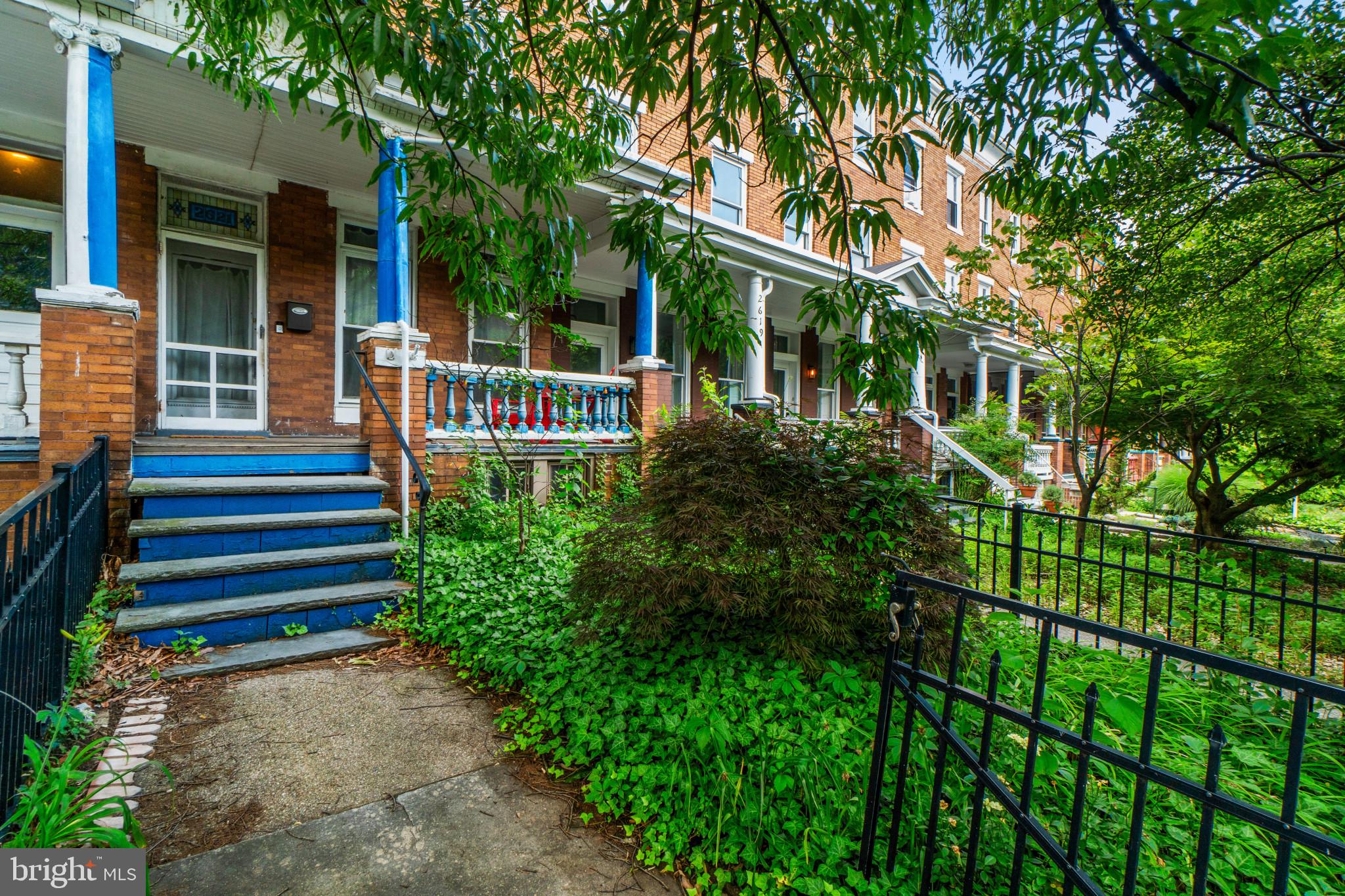 2621 N Calvert St, Baltimore, MD 21218 photo