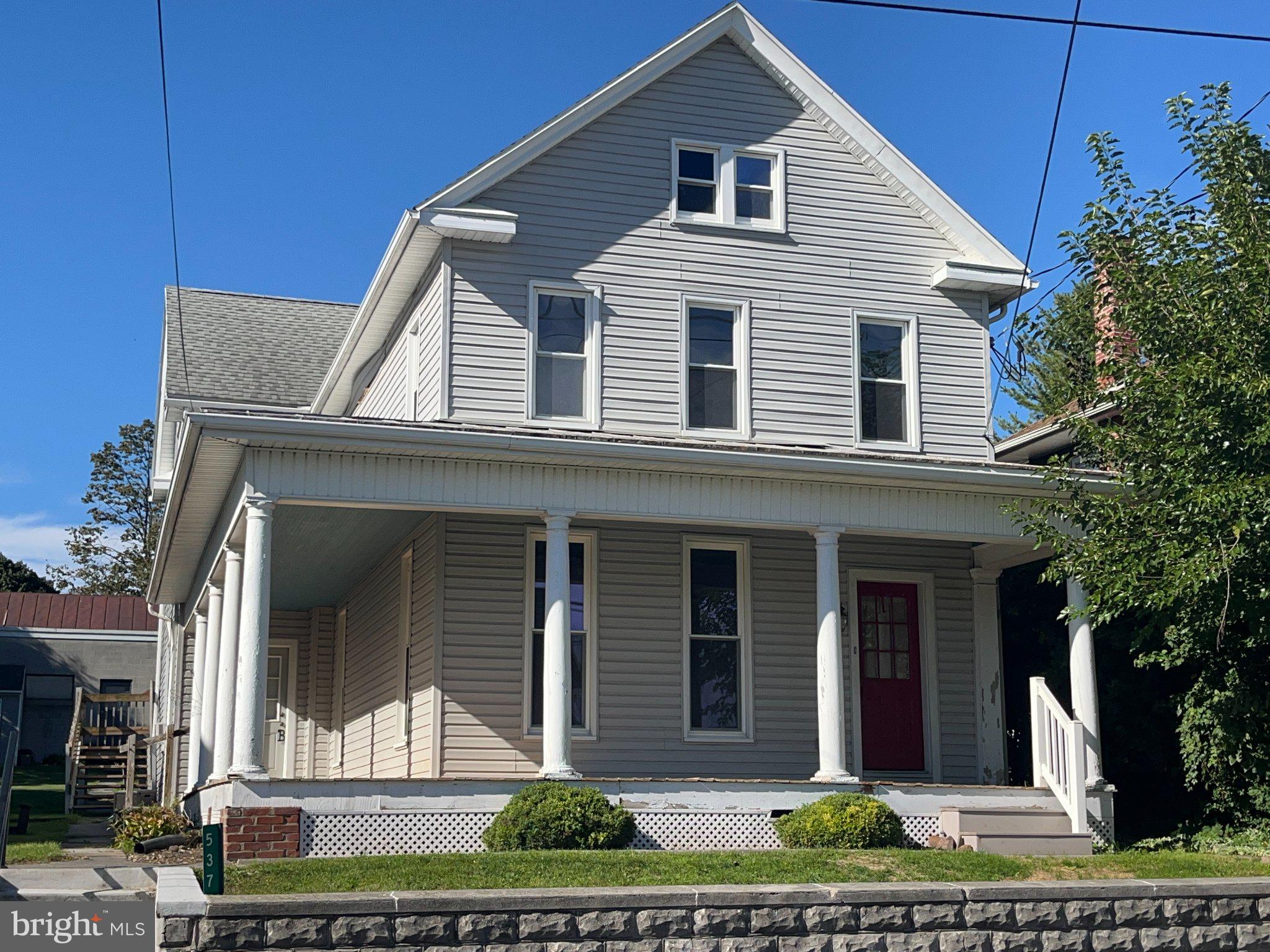 537 Main St, Myerstown, PA 17067