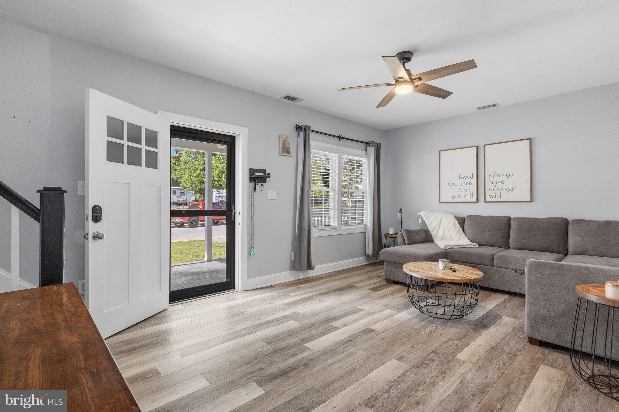 212 Bertram Cir, Glen Burnie, MD 21060 photo