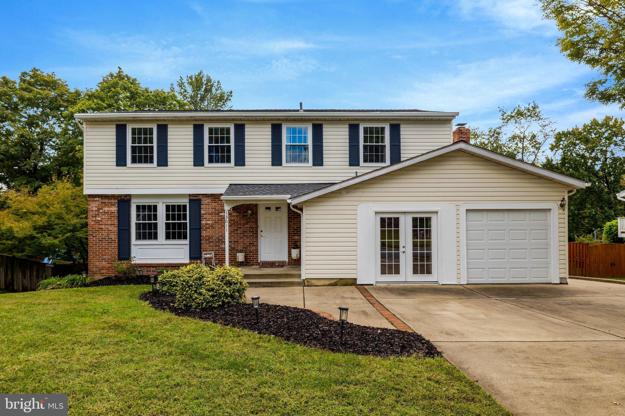 13011 Farthingale Dr, Herndon, VA 20171