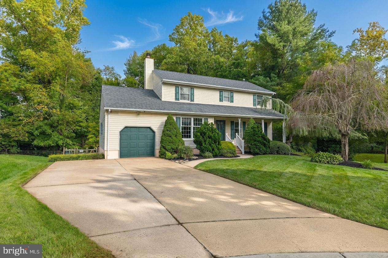 2401 Calf Run Dr, Wilmington, DE 19808
