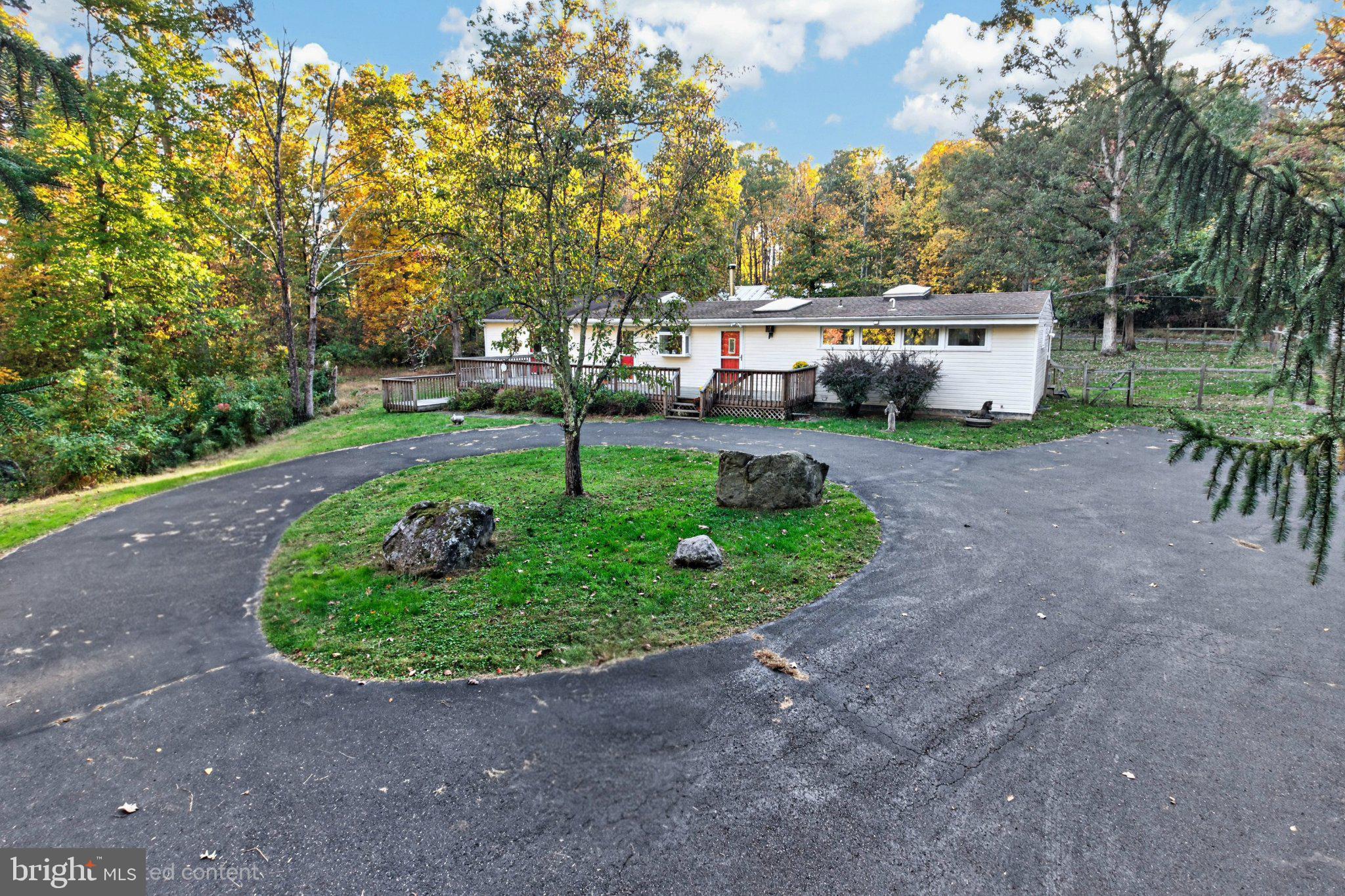 3506 Salford Station Rd, Perkiomenville, PA 18074 photo