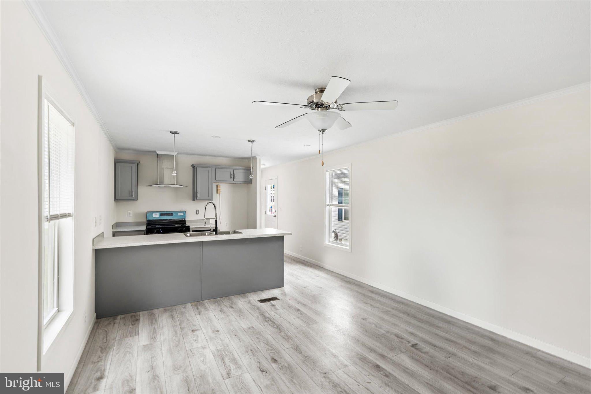 512 Spruce St, Robbinsville, NJ 08691 photo