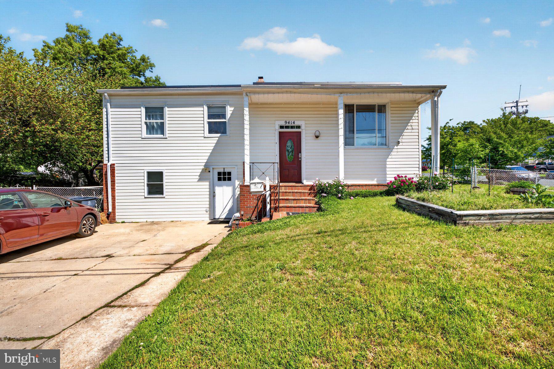 9414 Wyatt Dr, Lanham, MD 20706