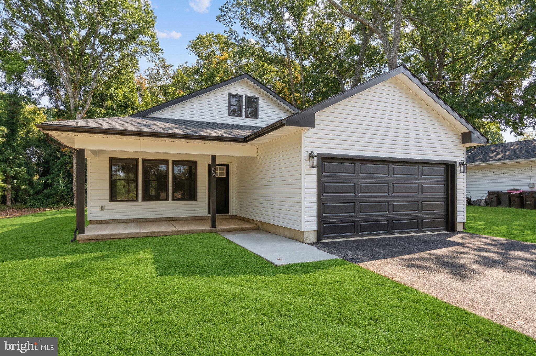15 Hilltop Ave, Blackwood, NJ 08012