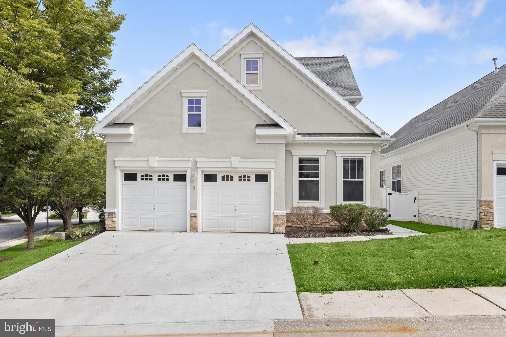 3 Dinaden Cir, Baltimore, MD 21208