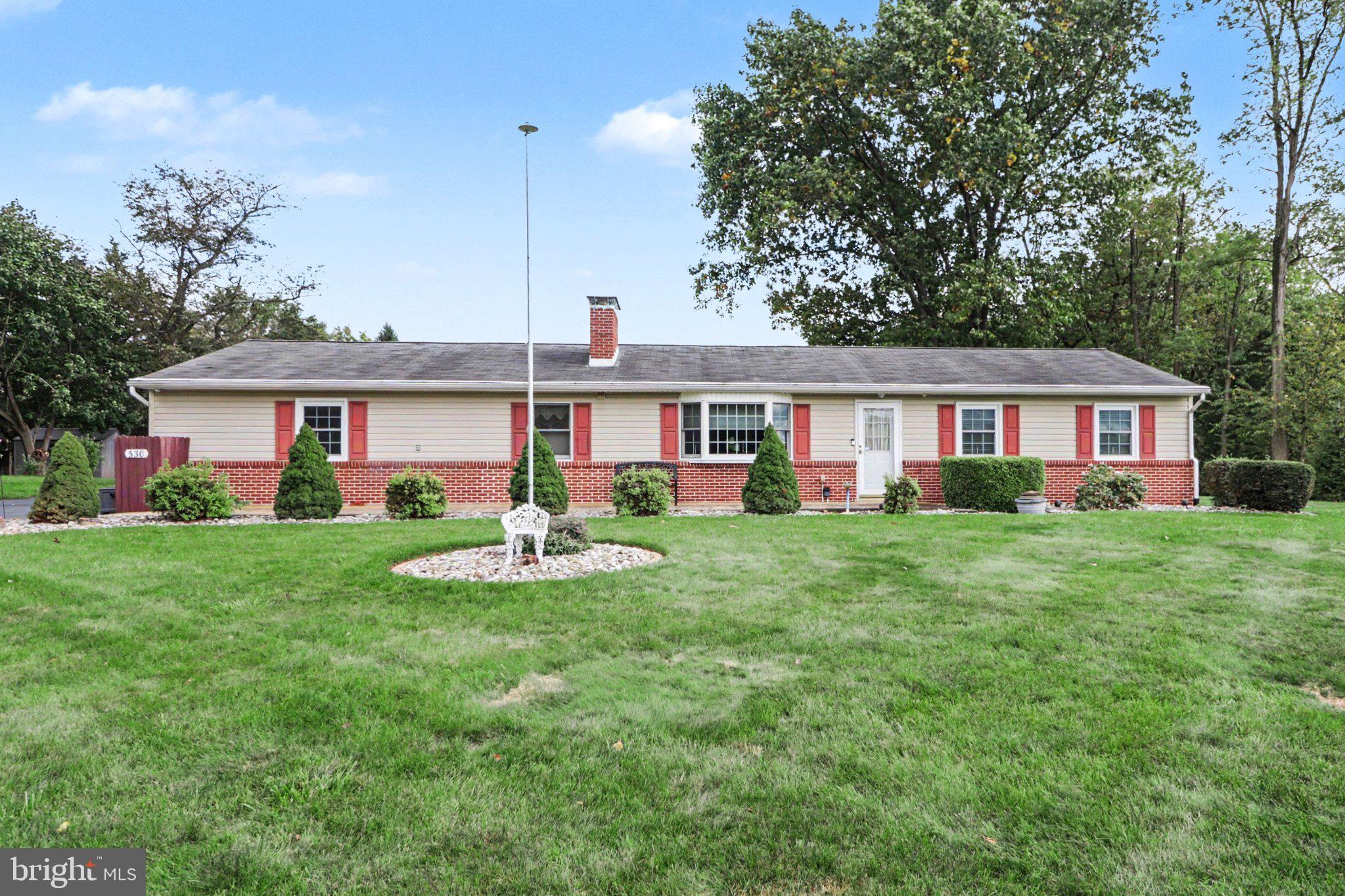 530 Yocumtown Rd, Etters, PA 17319
