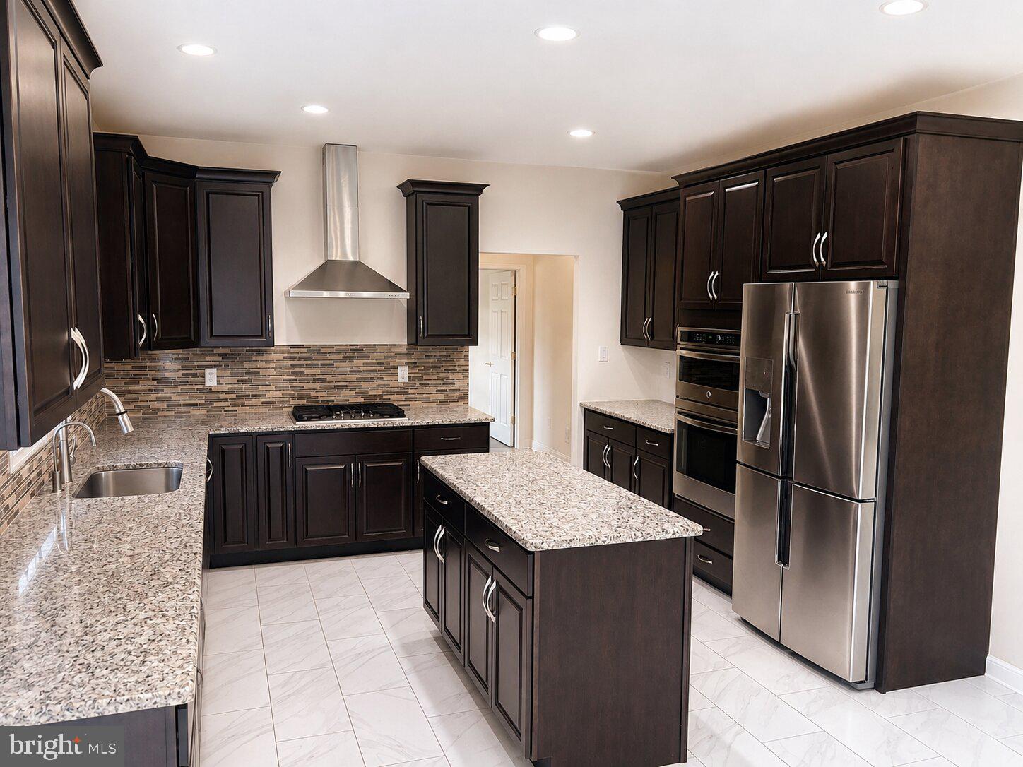 140 Hankins Rd, Hightstown, NJ 08520 photo