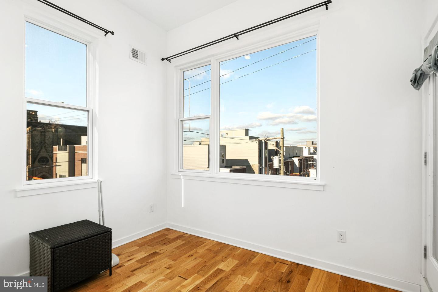 2722 W Master St, Philadelphia, PA 19121 photo