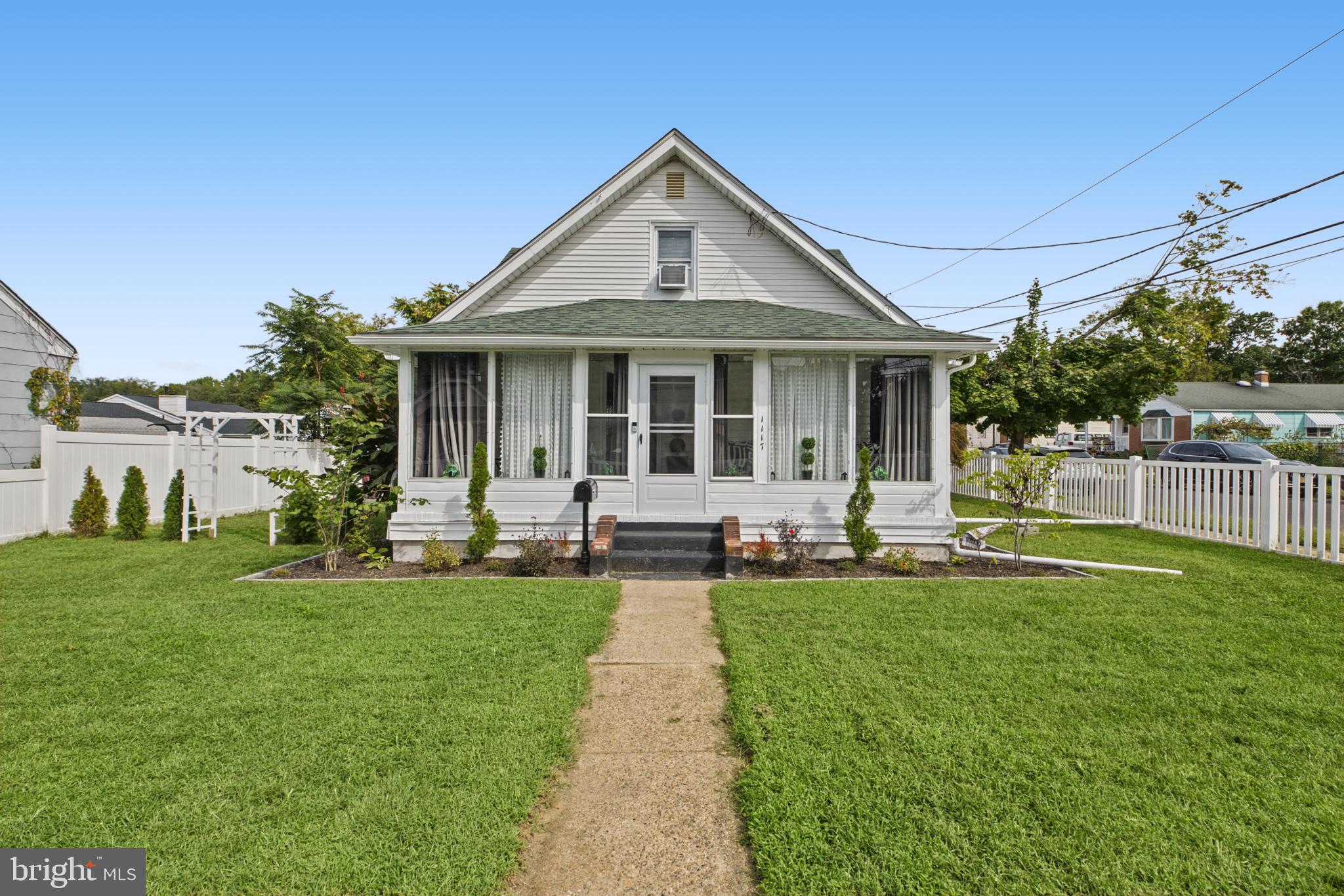 1117 High St, Burlington, NJ 08016