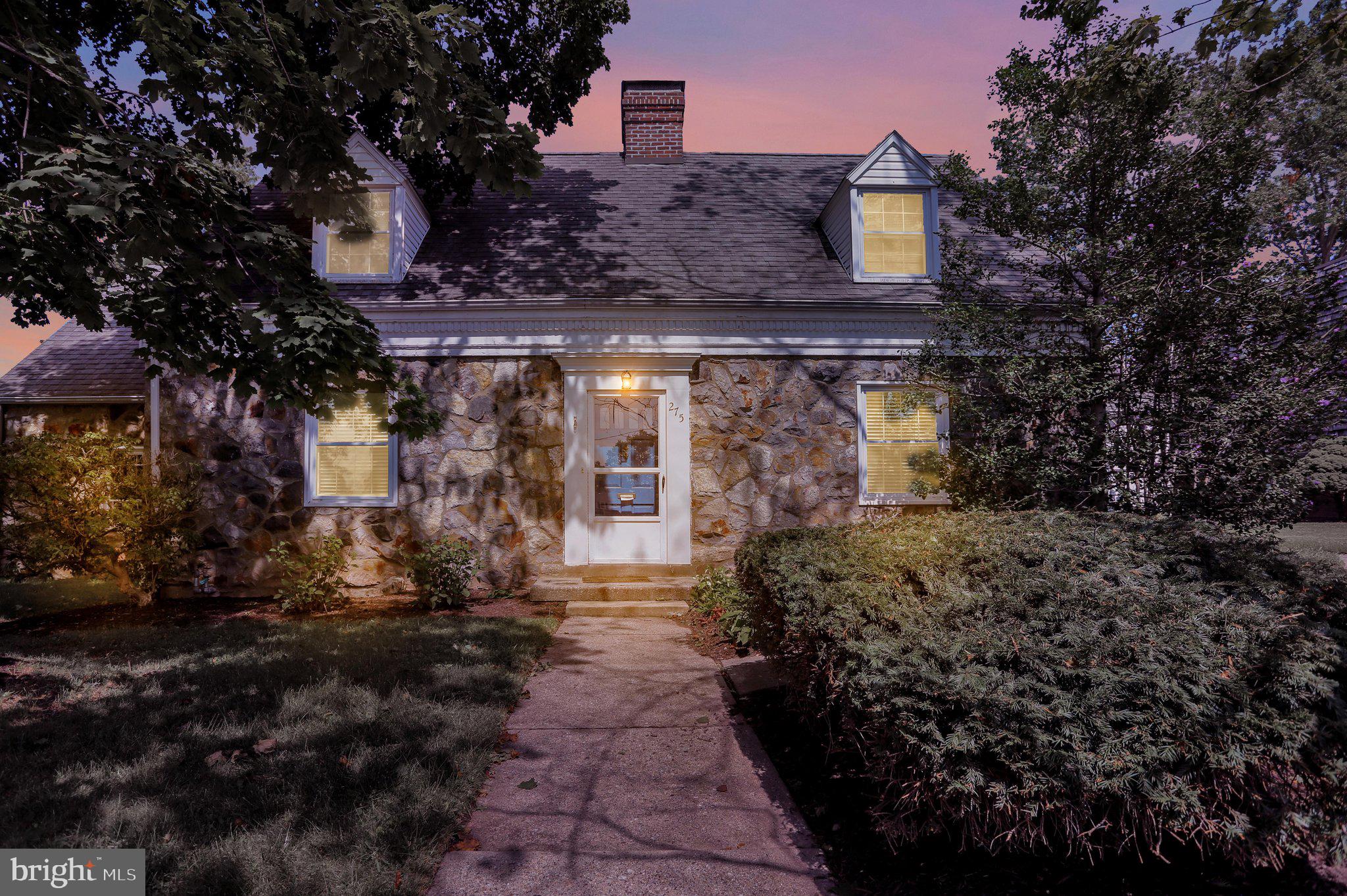 275 Grace St, Pottstown, PA 19464 photo