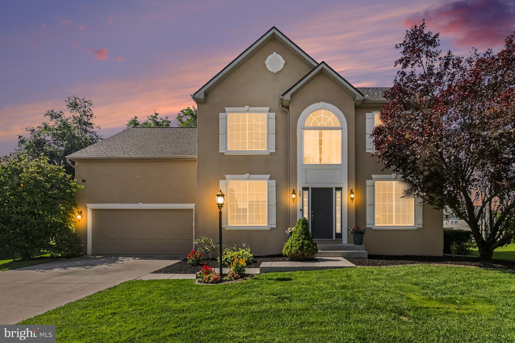 17 Ginger Dr, Mechanicsburg, PA 17050