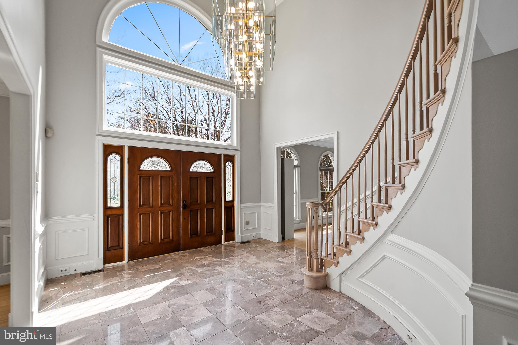 12187 Brecknock St, Oakton, VA 22124 photo