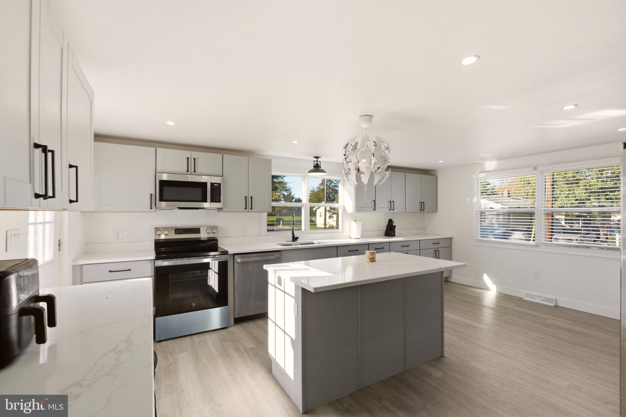 575 N Broadway, Deepwater, NJ 08023 photo